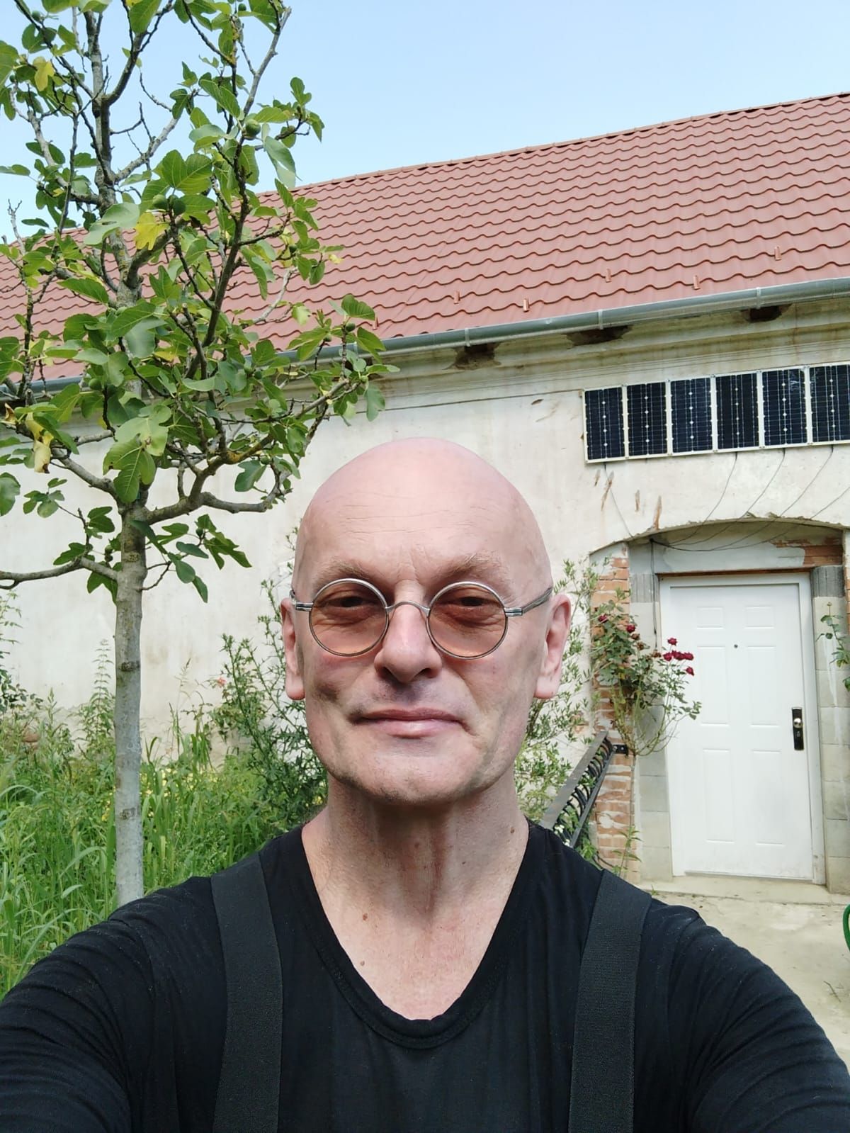 Tom L. aus Obritz (NÖ) lebt mit seiner Familie in Ungarn.