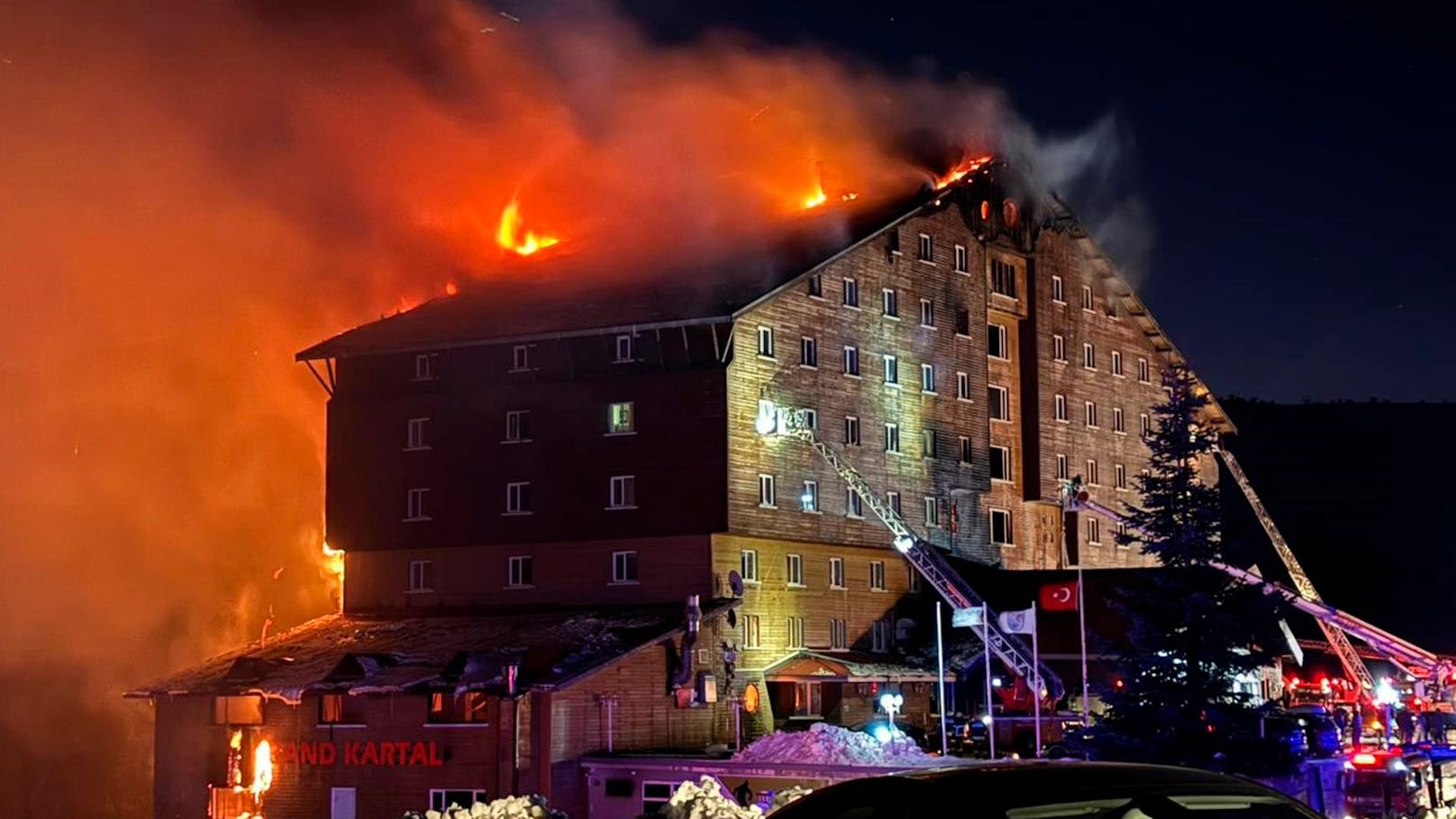 Brand in Skiresort – zehn Tote und Dutzende Verletzte