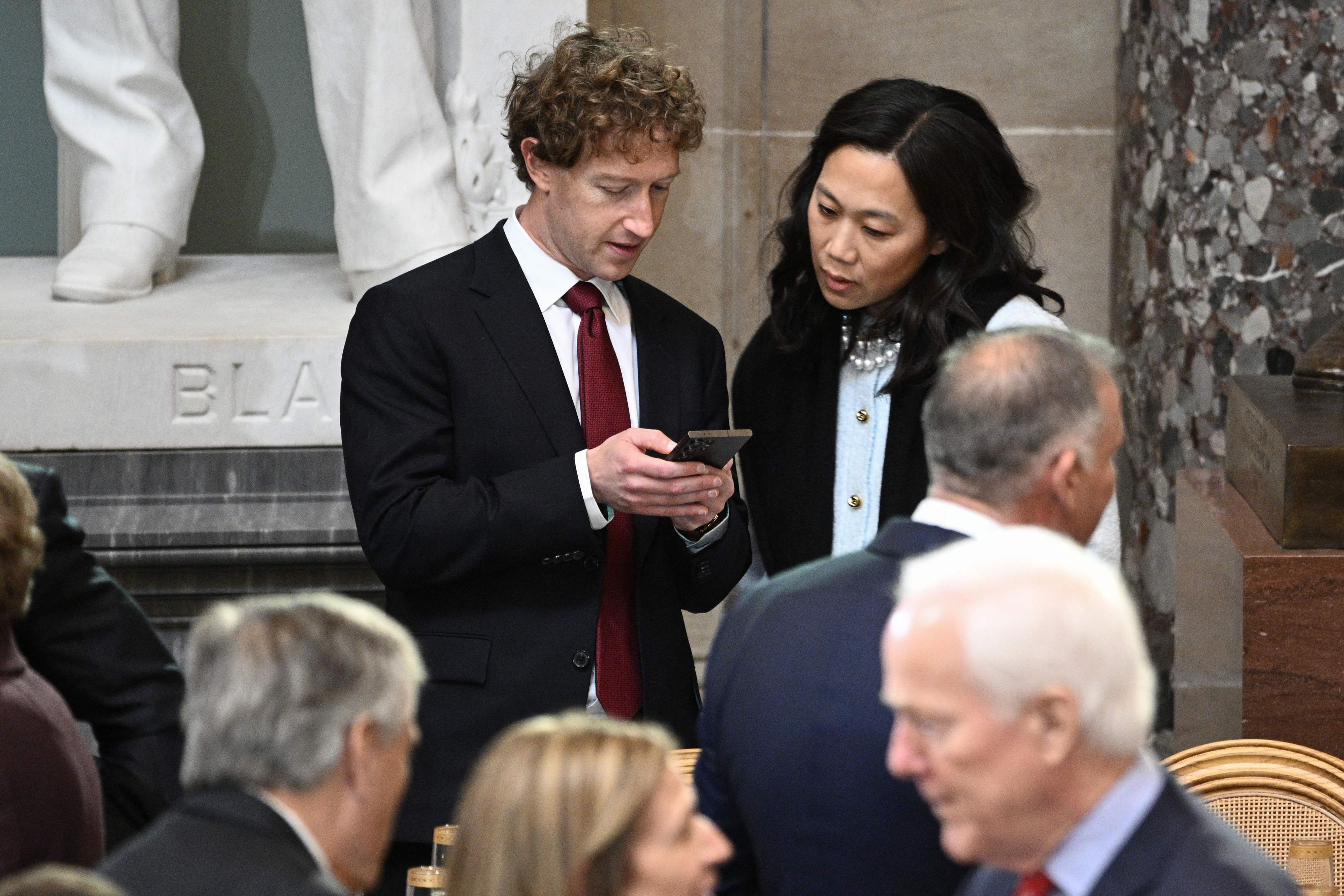 Meta-Chef Mark Zuckerberg bei der Angelobung von Trump. 