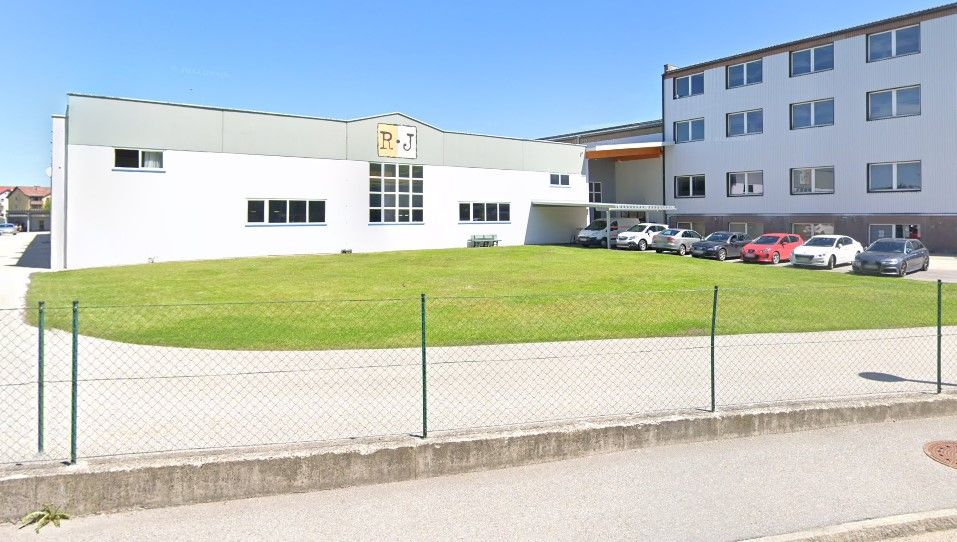 Die Firma RJ Werkzeugbau in Mattighofen (Bez. Braunau) ist pleite.