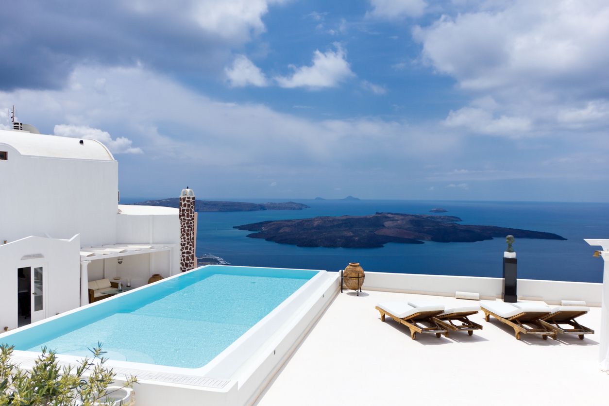 Meer- statt Süßwasser-Pool: Der Vorschlag wird derzeit im griechischen Parlament diskutiert.