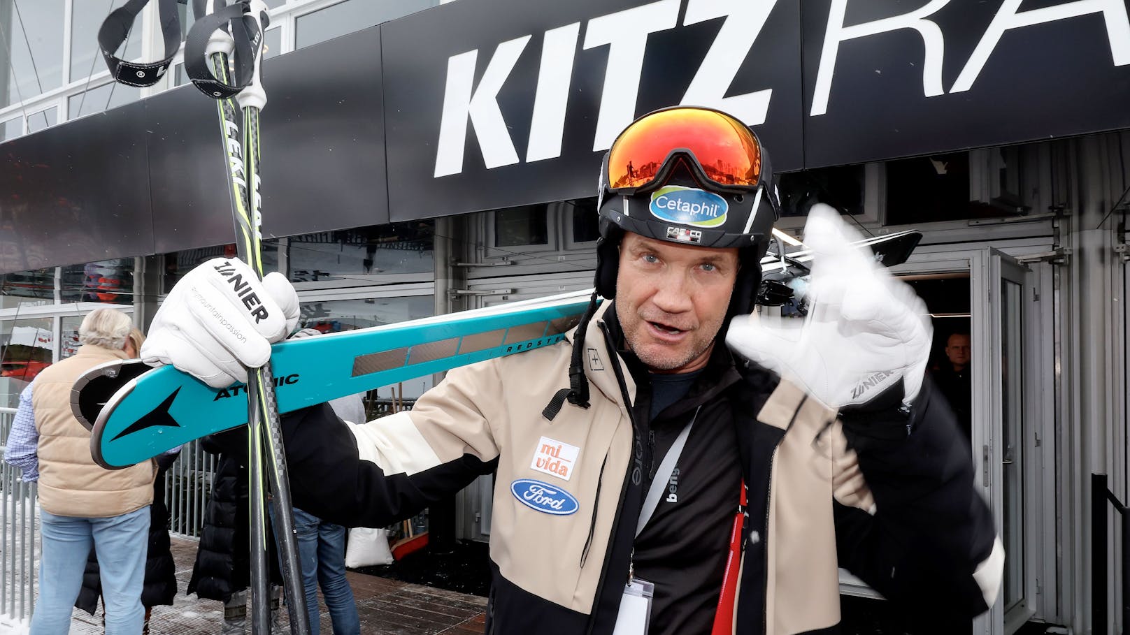 Armin Assinger übt vor den Kitz-Rennen harte Kritik.