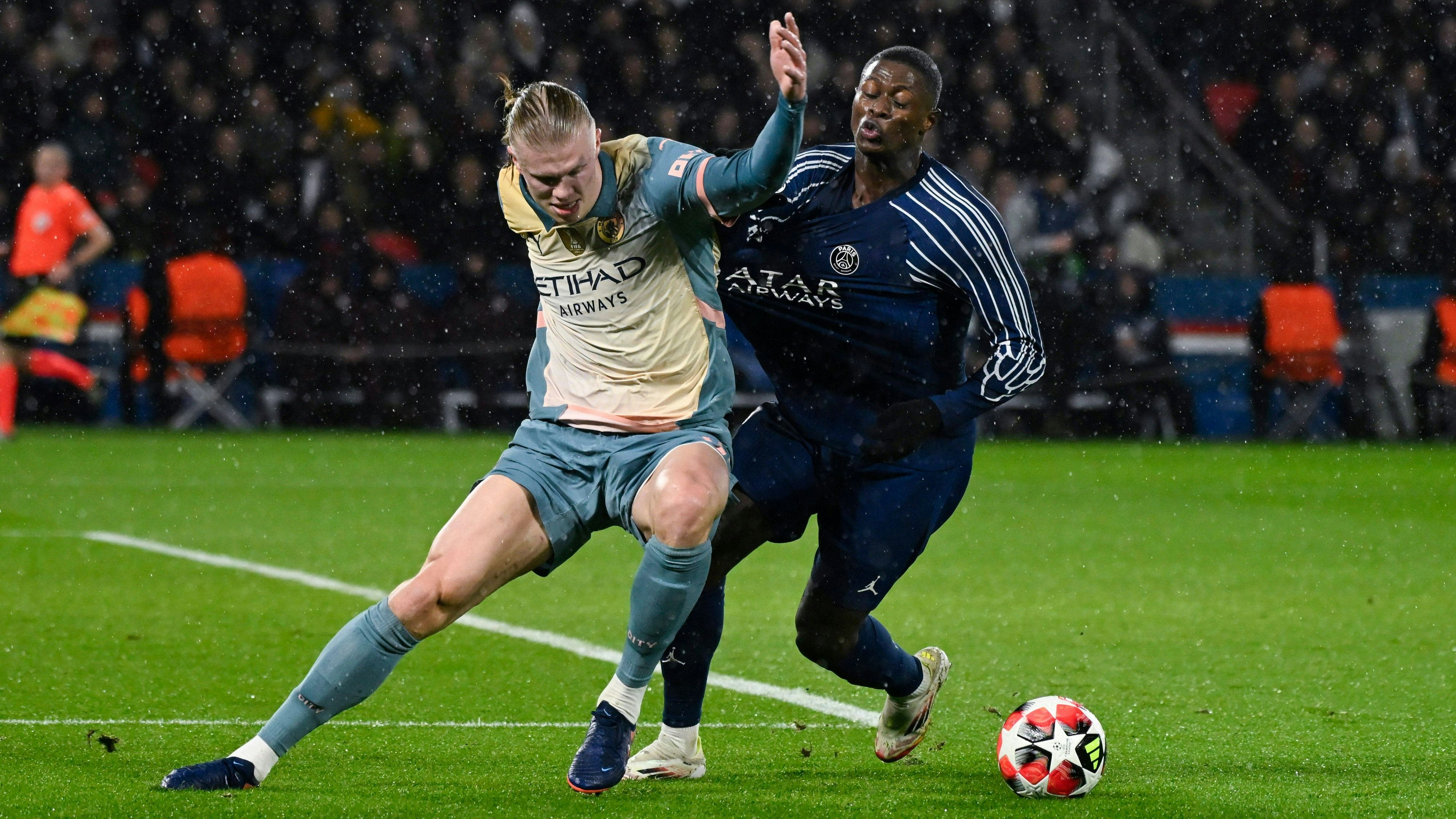 Manchester-City-Starstürmer Erling Haaland gegen Paris St.-Germain. 