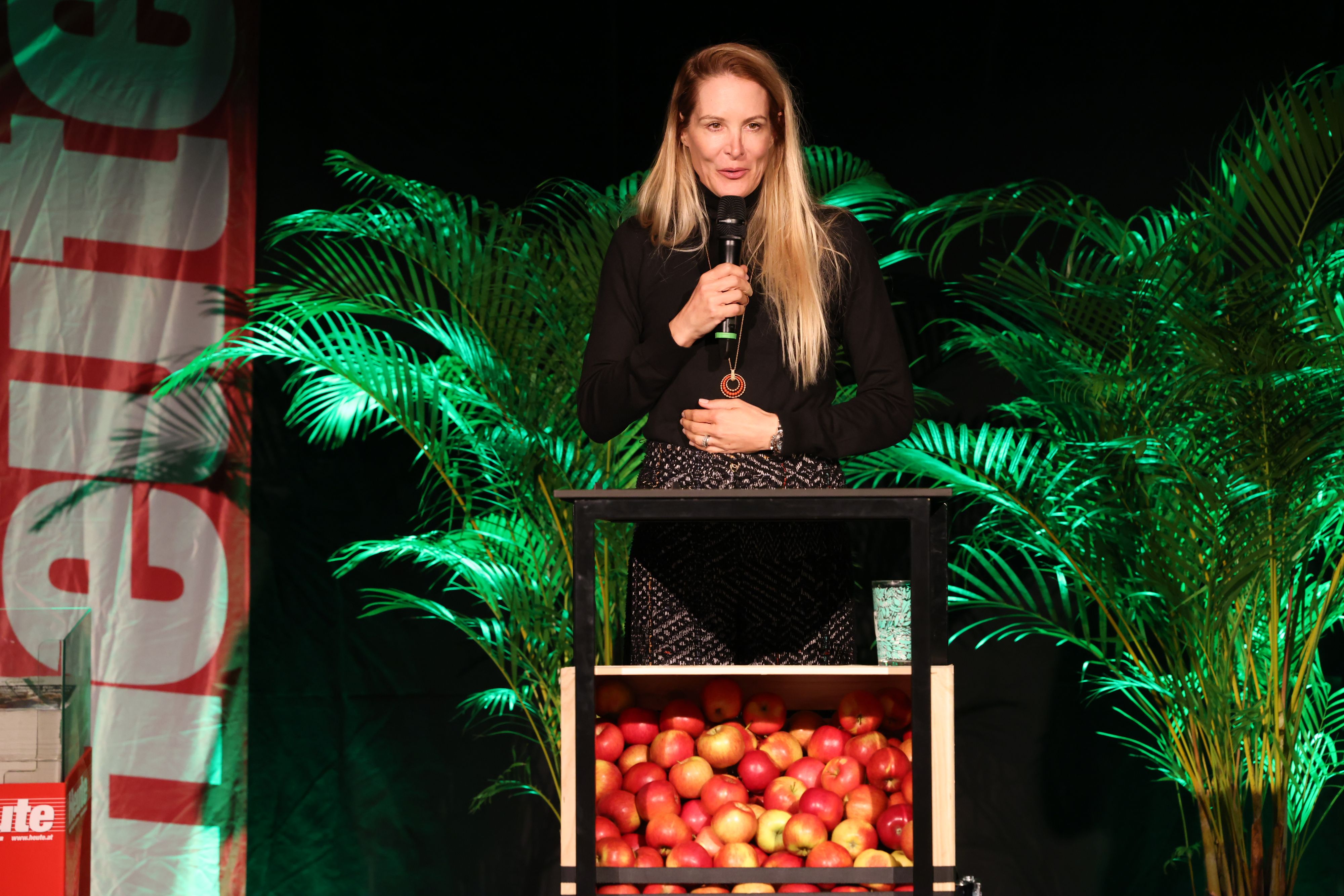 Heute.at - Politgrößen, Wirtschaftsgranden & Promis bei Glanz-Gala
