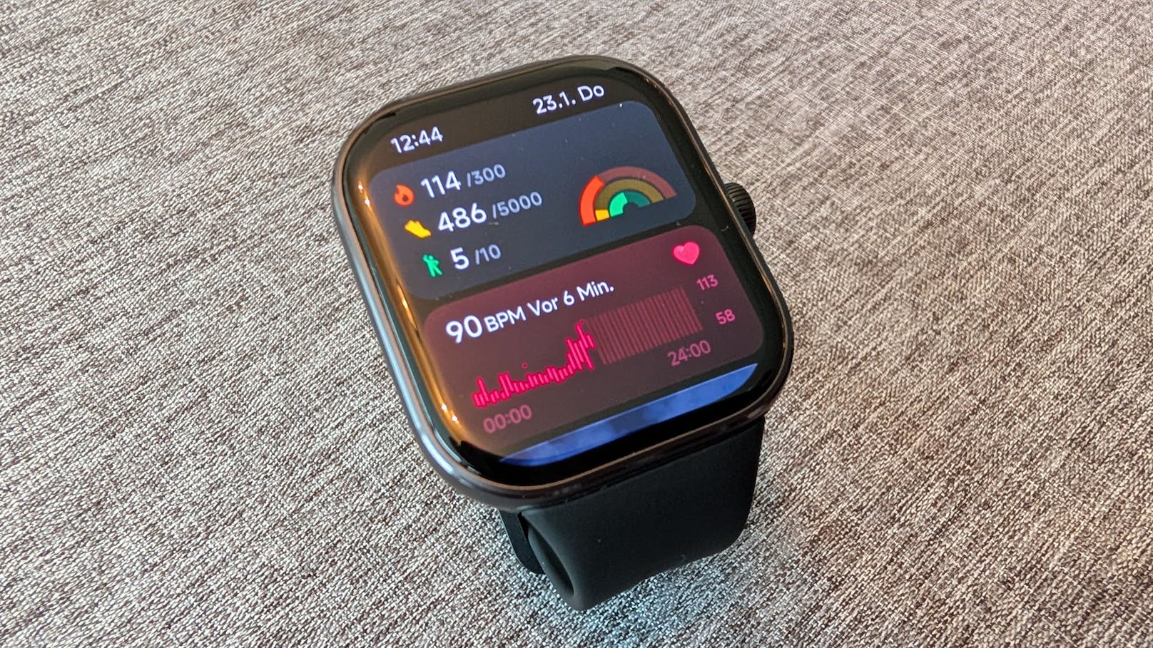 Die Redmi Watch 5 von Xiaomi beeindruckt mit einem größeren und helleren Display als die Vorgängerin, hochwertiger Verarbeitung und einer außergewöhnlich langen ...