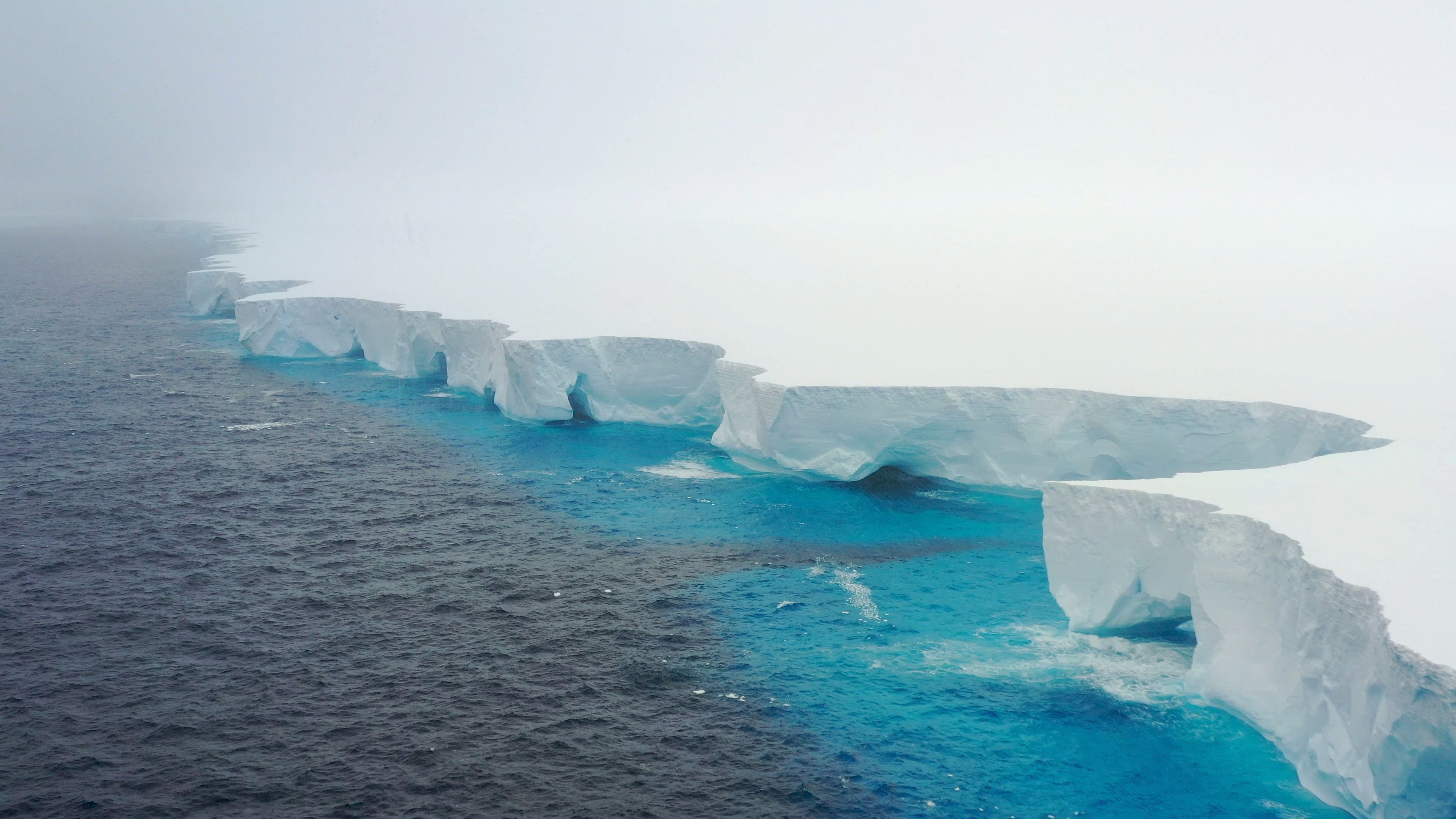 Eis-Gigant mit einem allen Wiener Autofahrern vertrauten Namen: A23a