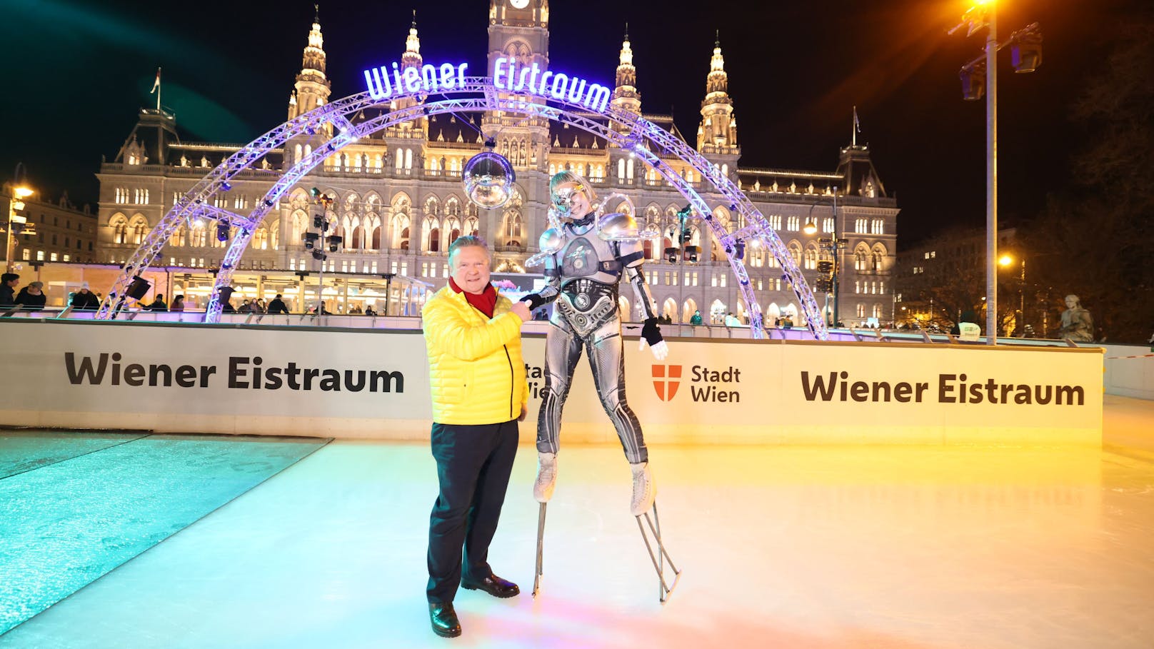 "Eis frei!" – Größter Eistraum mit Ice-Show eröffnet