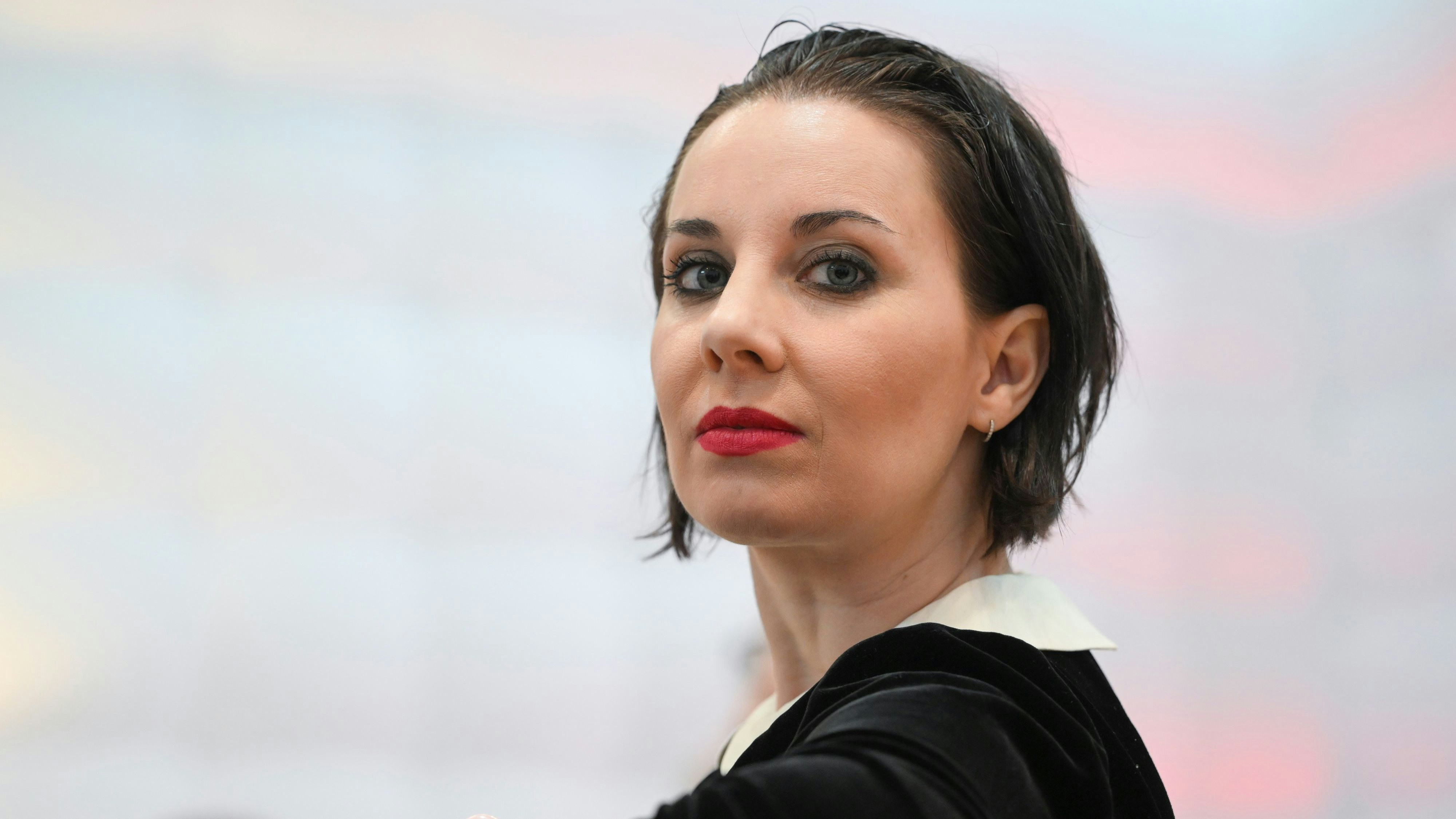 Die deutsche Nobelprostituierte und Autorin Salomé Balthus, bürgerlich Hanna Lakomy, bei der Leipziger Buchmesse 2023