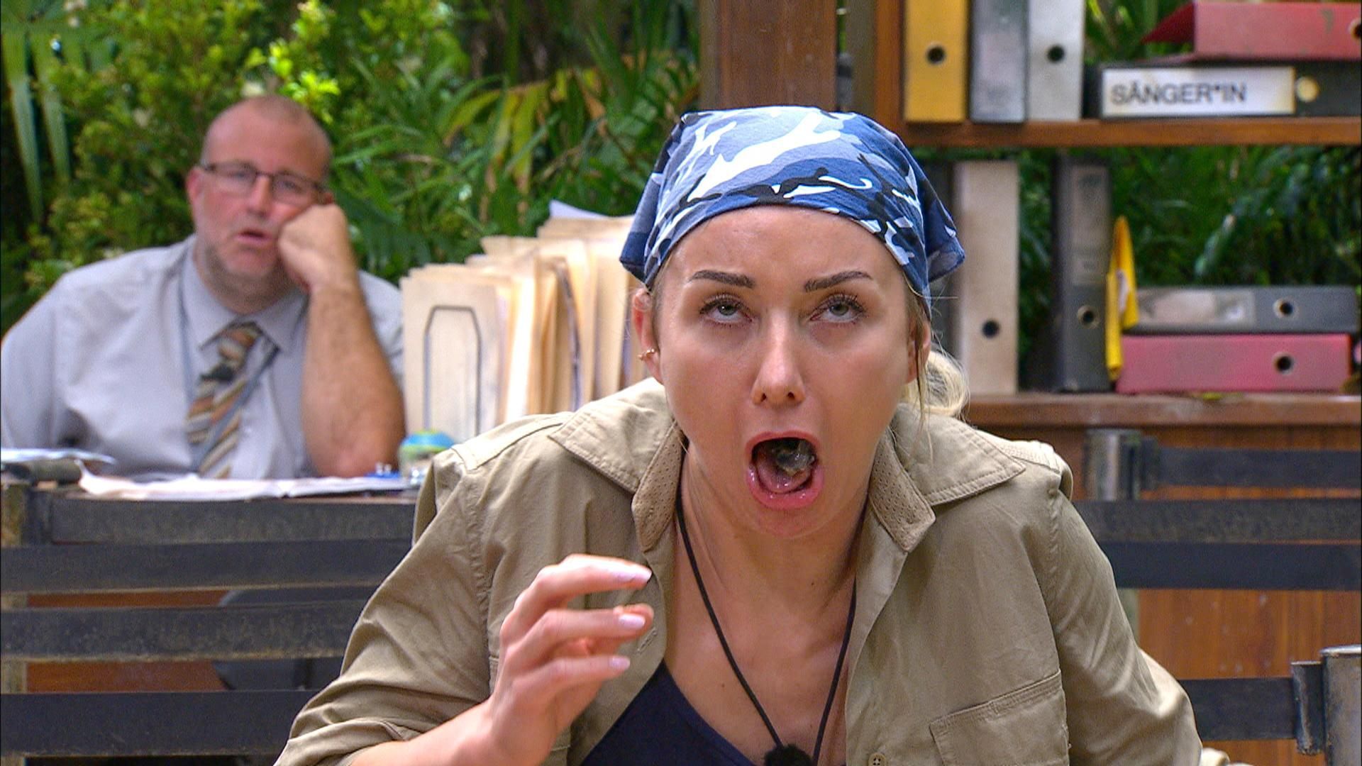 Anna-Carina bekam die Augen nicht runter. 