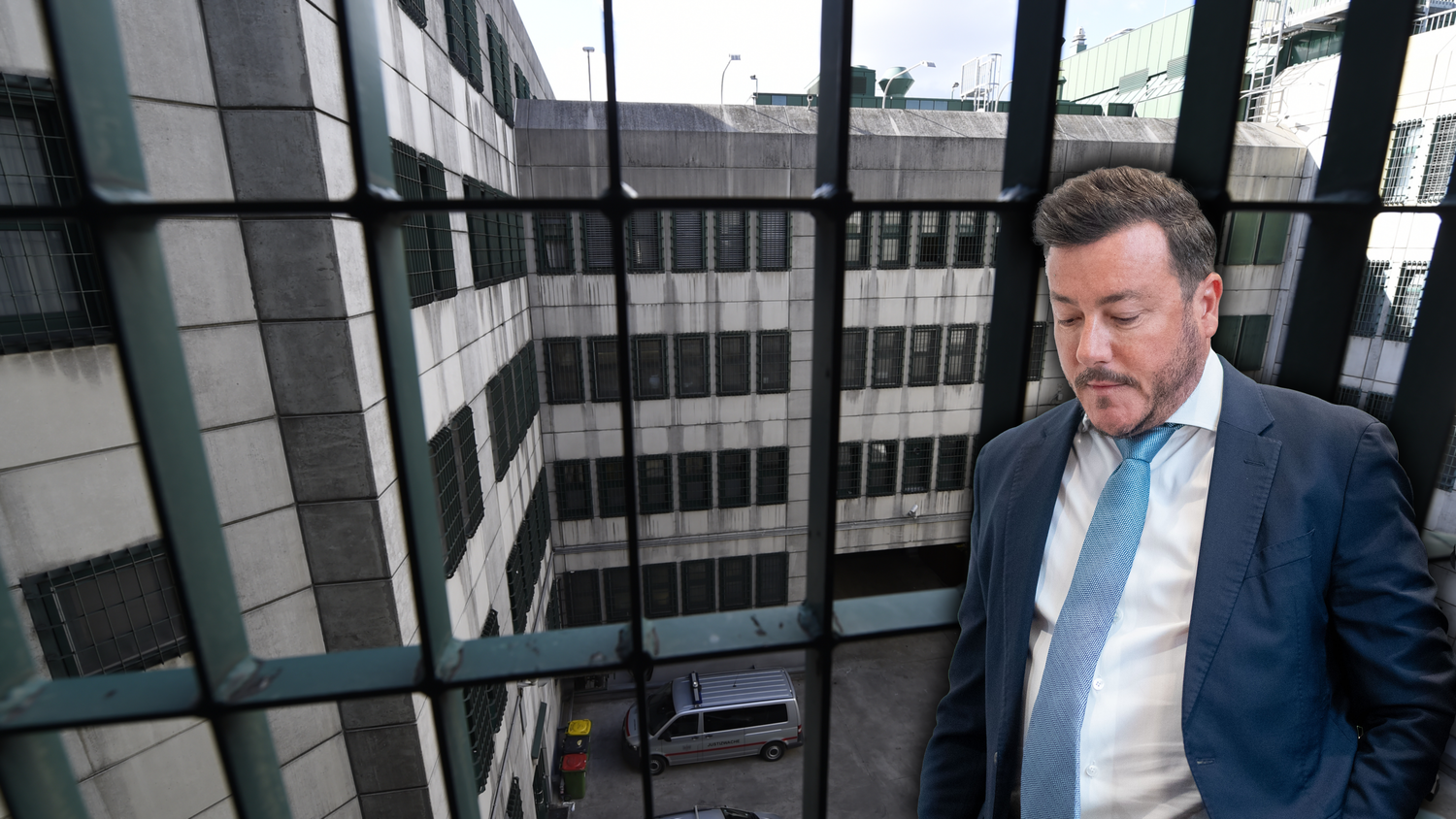 Milliardenpleitier René Benko hinter Gittern – für vorerst 14 Tage sitzt er in U-Haft in der JA Josefstadt.