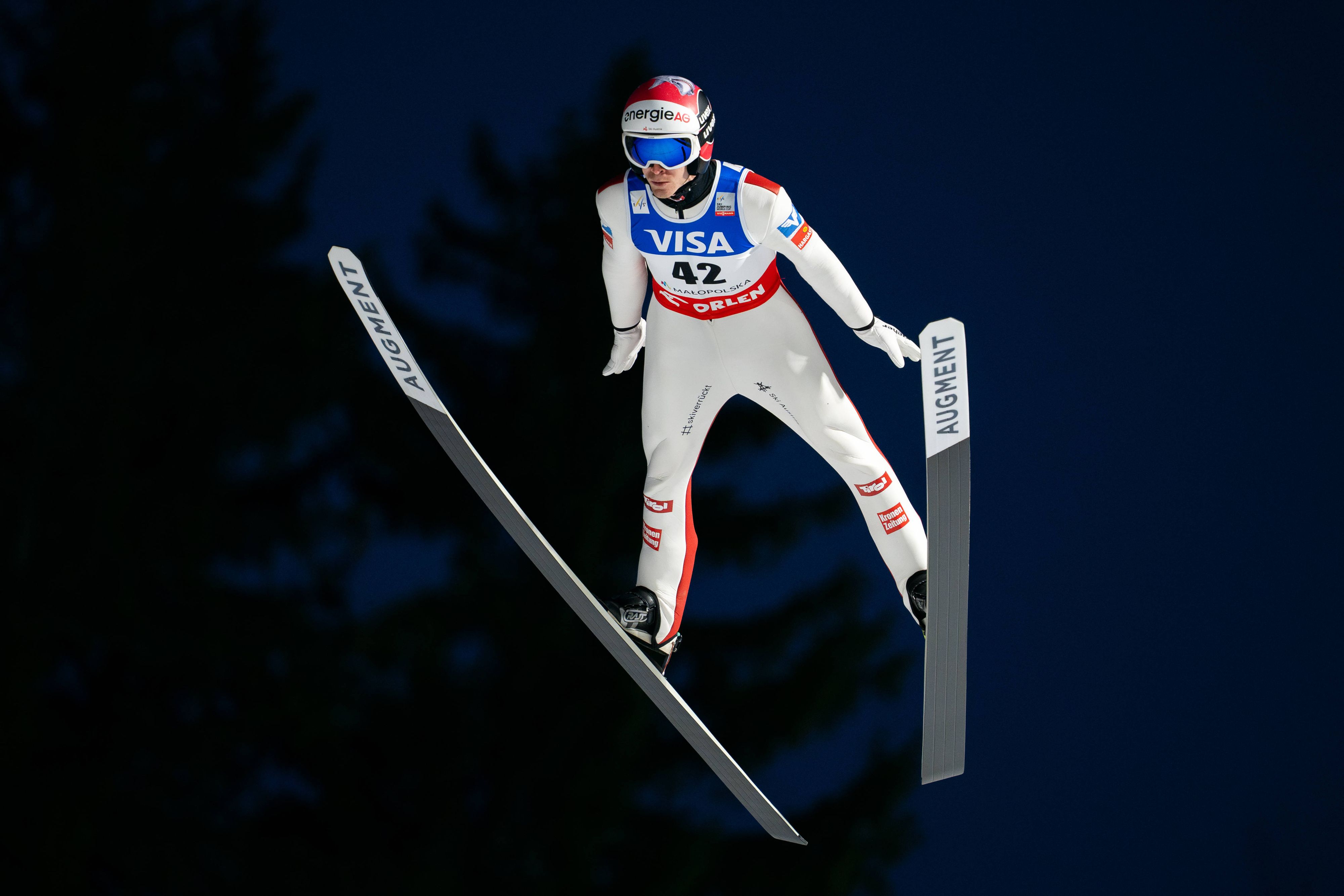 Michael Hayböck fliegt in Oberstdorf aufs Stockerl.
