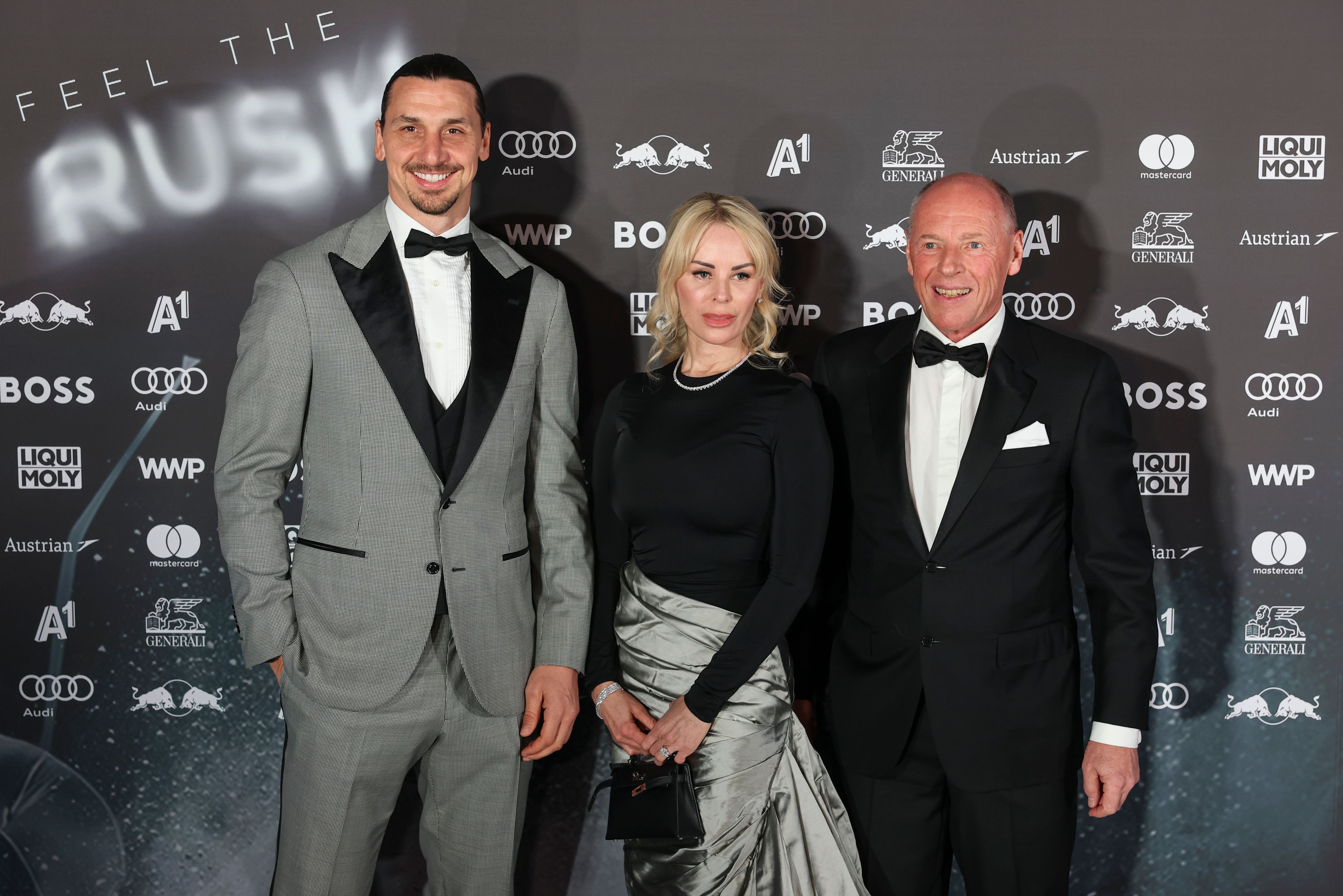 Zlatan Ibrahimović mit seiner Partnerin Helena Segel und Hart Weirather bei der 