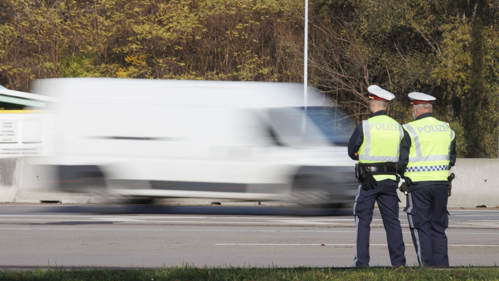 Duo wurde an Grenze festgenommen – das ist der Grund