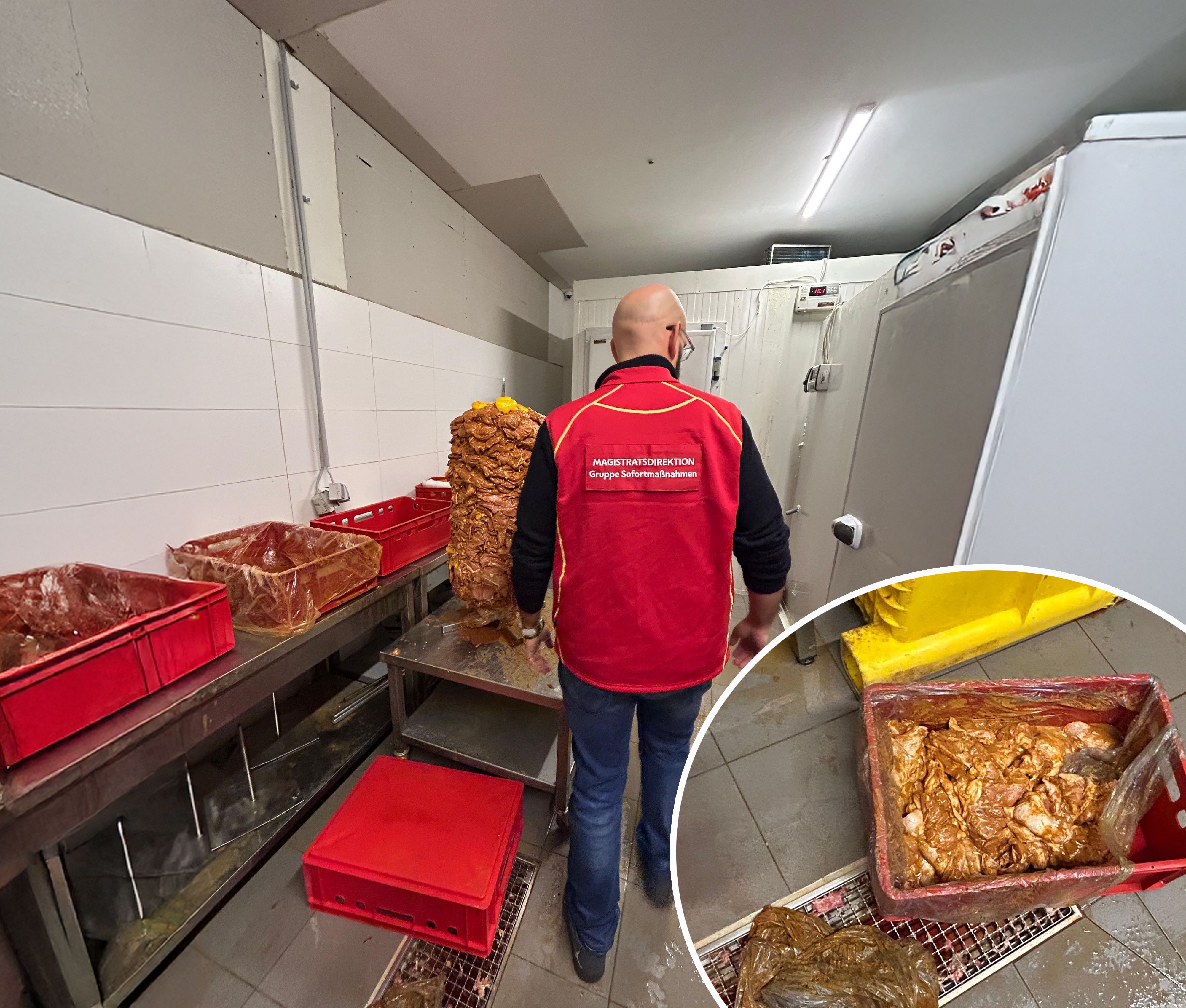 Ein Mitarbeiter der Gruppe Sofortmaßnahmen kontrolliert die hygienischen Zustände in der illegalen Fleischerei, wo ungekühlte Dönerspieße entdeckt wurden.
