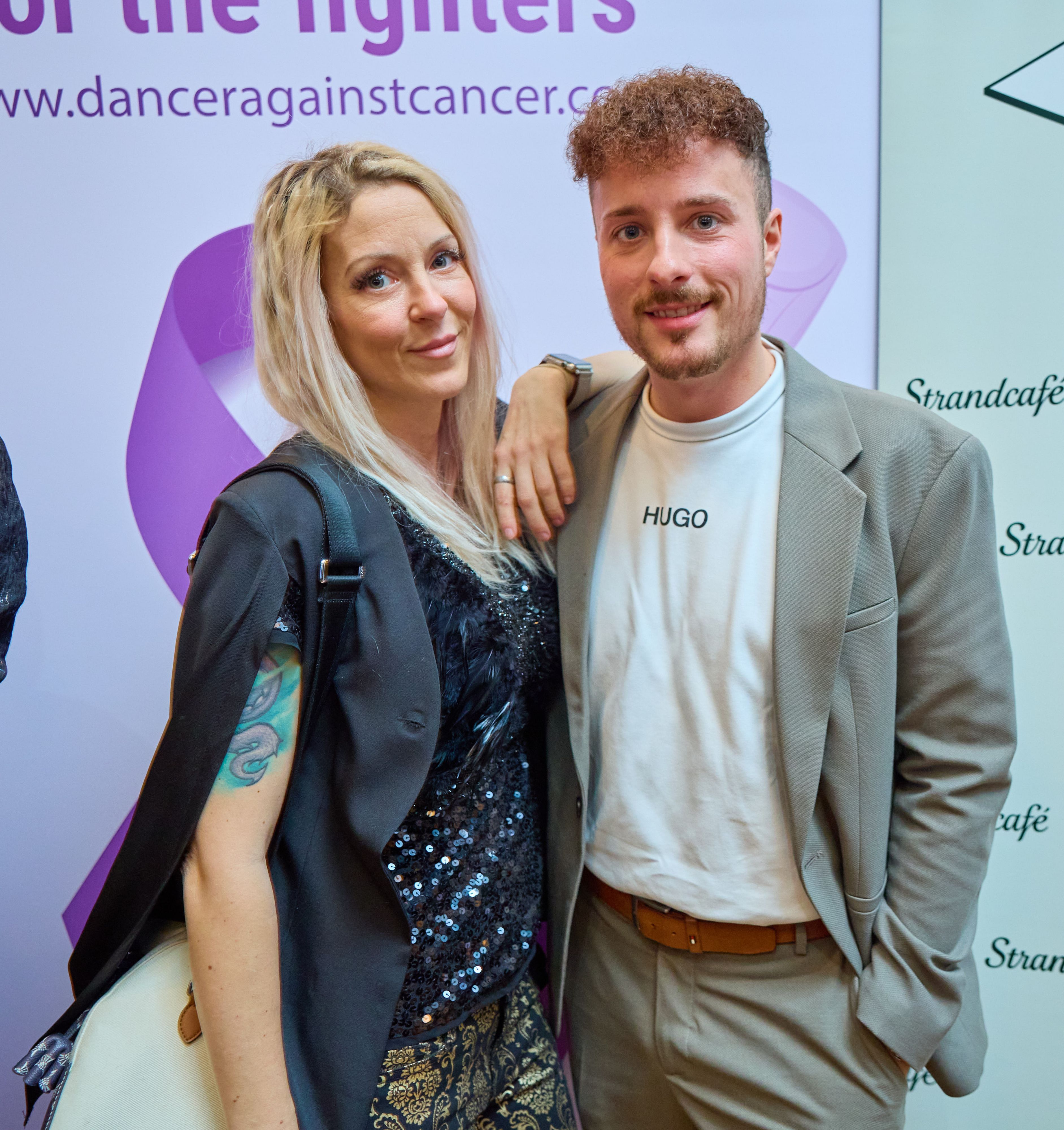 Johannes Höfinger macht auf Instagram ein Statement - hier auf dem Foto mit Simone Lugner