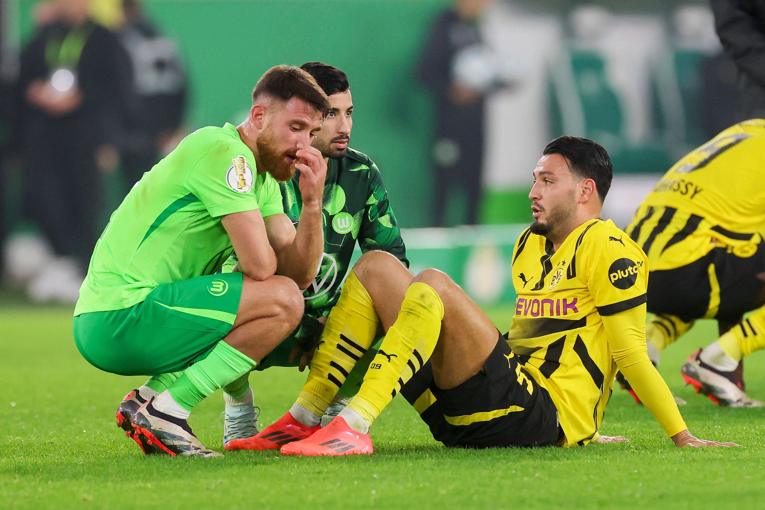 Özcan kehrt von Wolfsburg zu Dortmund zurück.