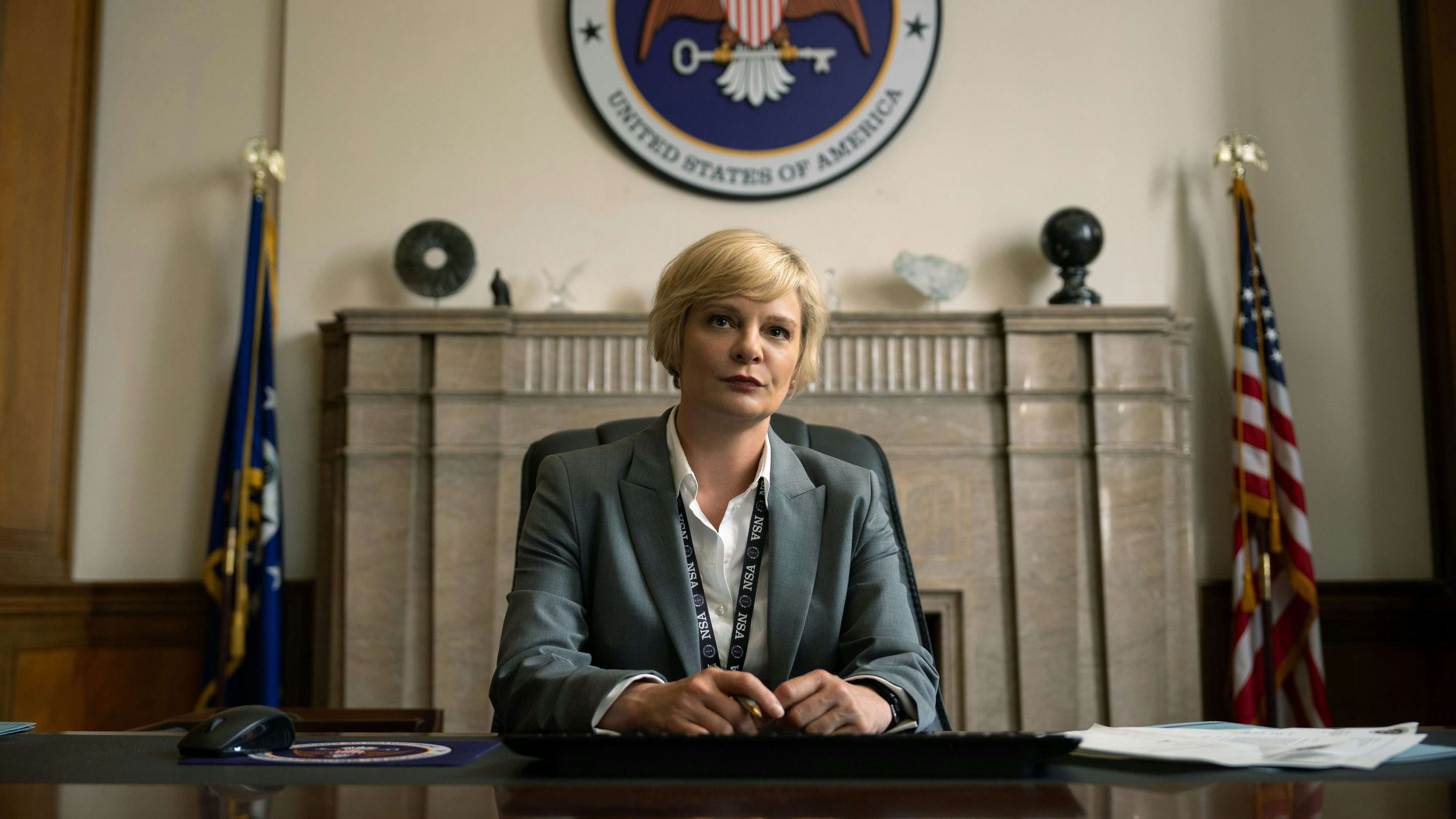 Und was hat die US-Regierung in Person von Jane Torres (Martha Plimpton) bei der ganzen Sache mitzureden? Fragen über Fragen …