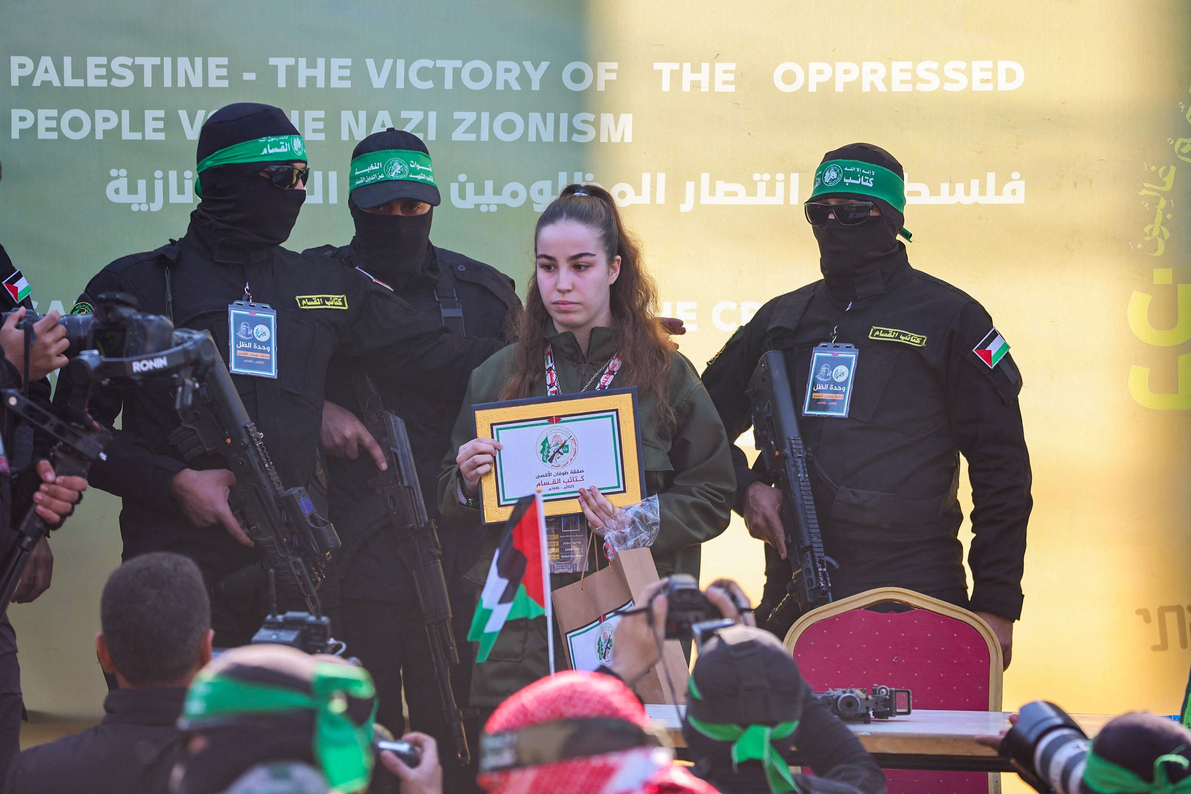 Bei der freigelassenen Geisel handelt es sich um die Soldatin Agam Berger.