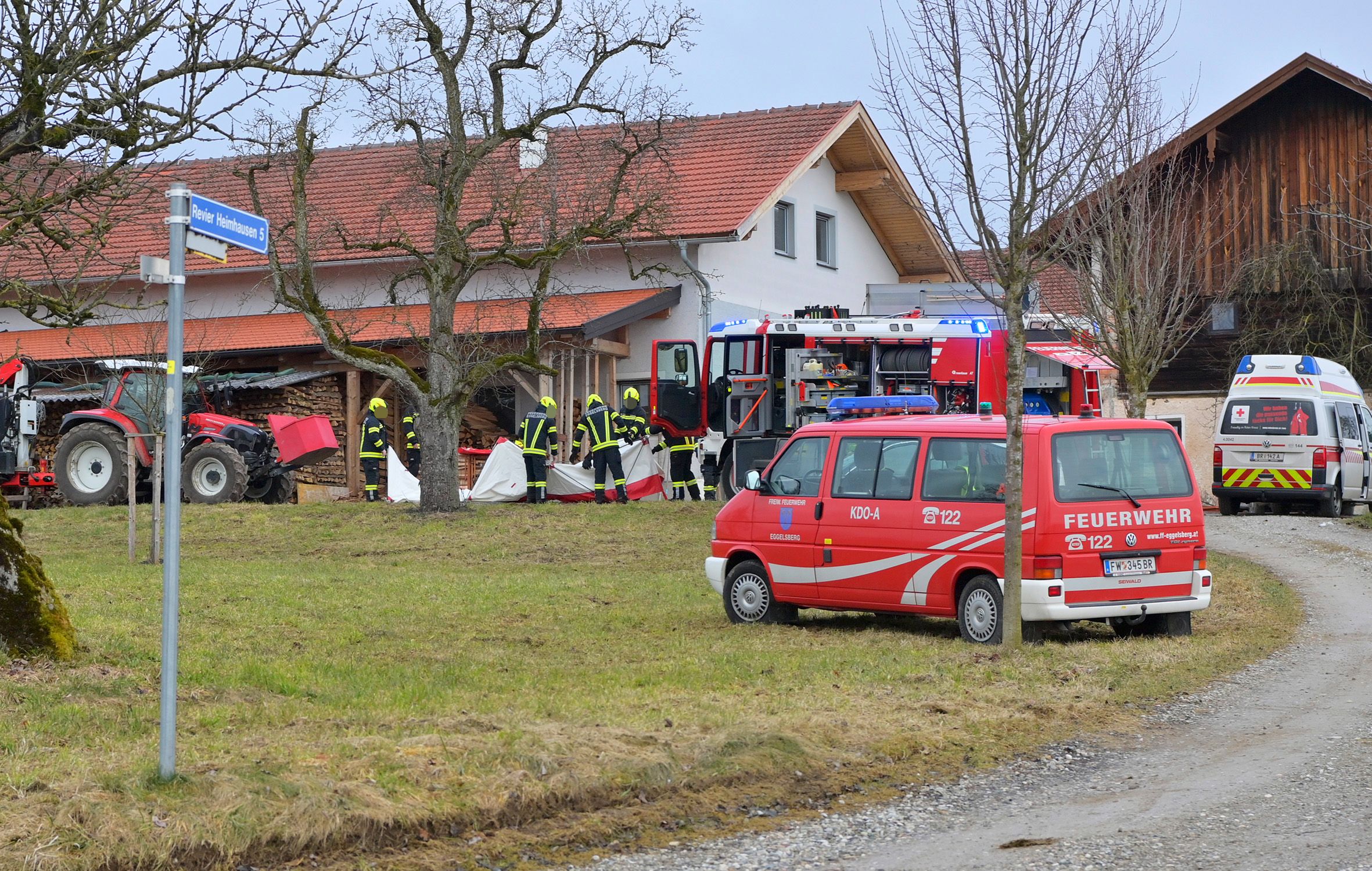 Der 74-Jährige konnte sich nicht mehr aus eigener Kraft befreien.