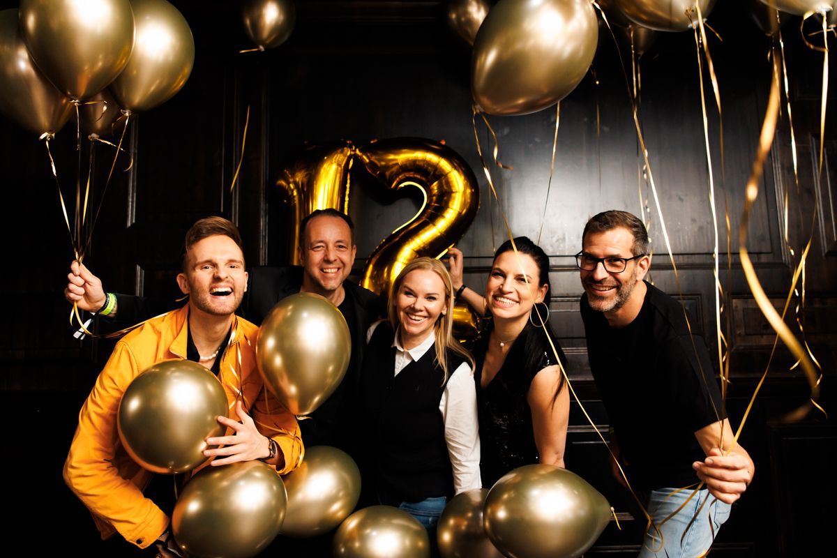 Herby Stanonik, Patrick Gräftner, Sylvia Graf, Conny Kreuter und Michael Posch feierten im O-Club 