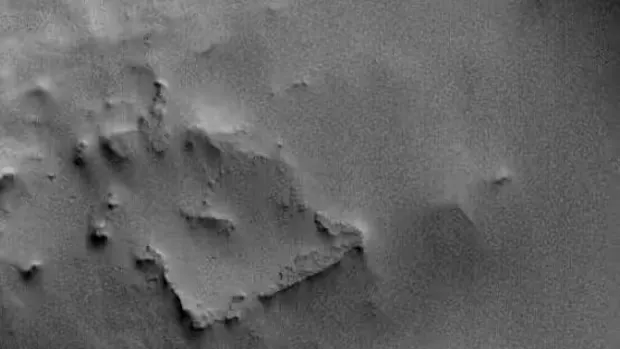 Possible ruin discovered on Mars