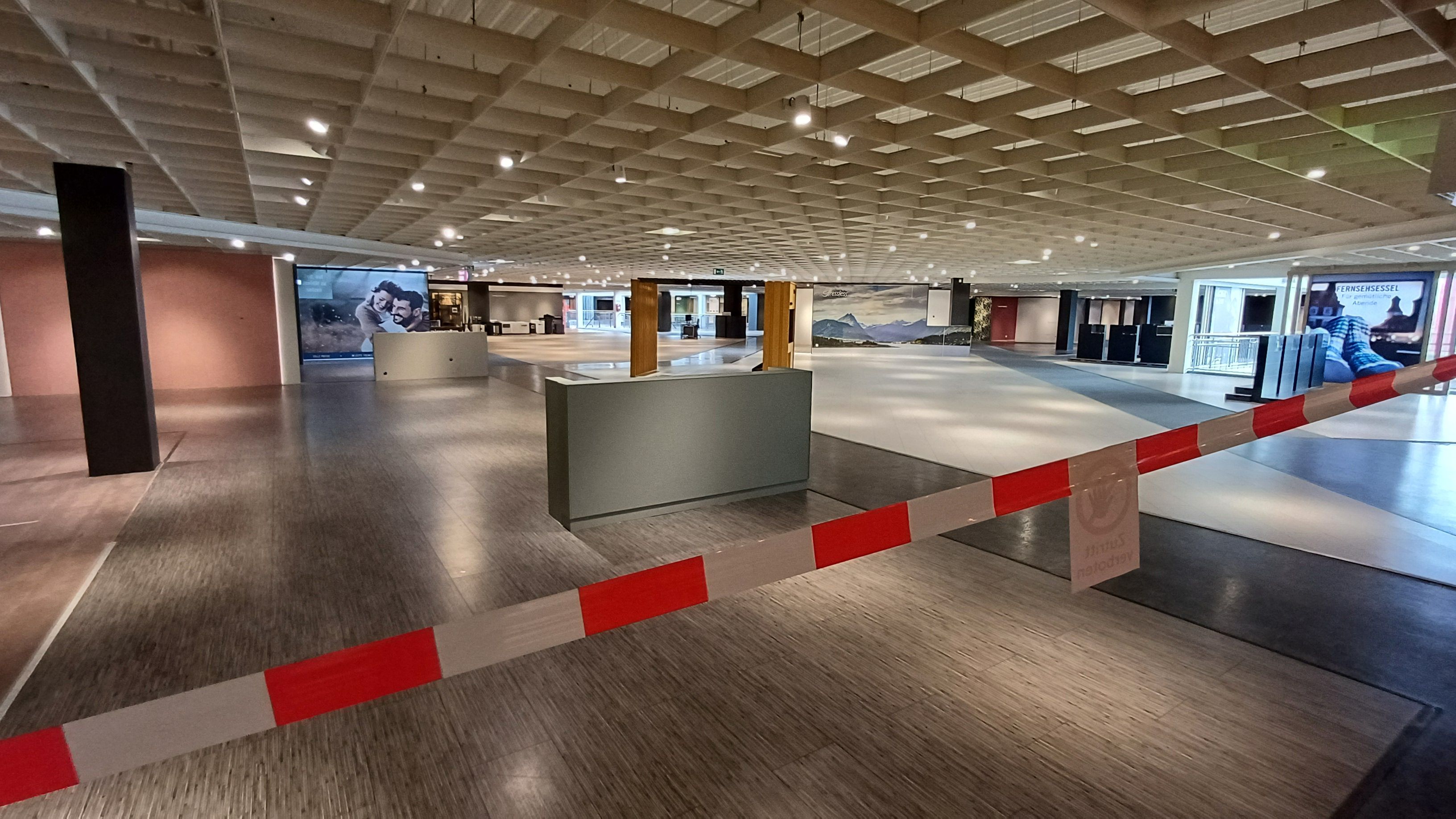 Kika/Leiner-Pleite: Geschlossene Filiale in Wr. Neustadt