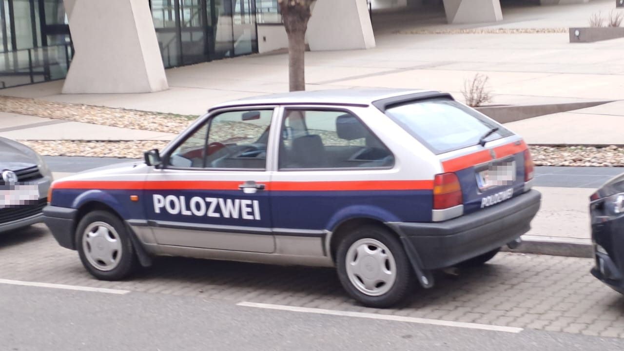 Heute.at - Falsche Polizei! VW-Besitzer narrt Wiener Autofahrer