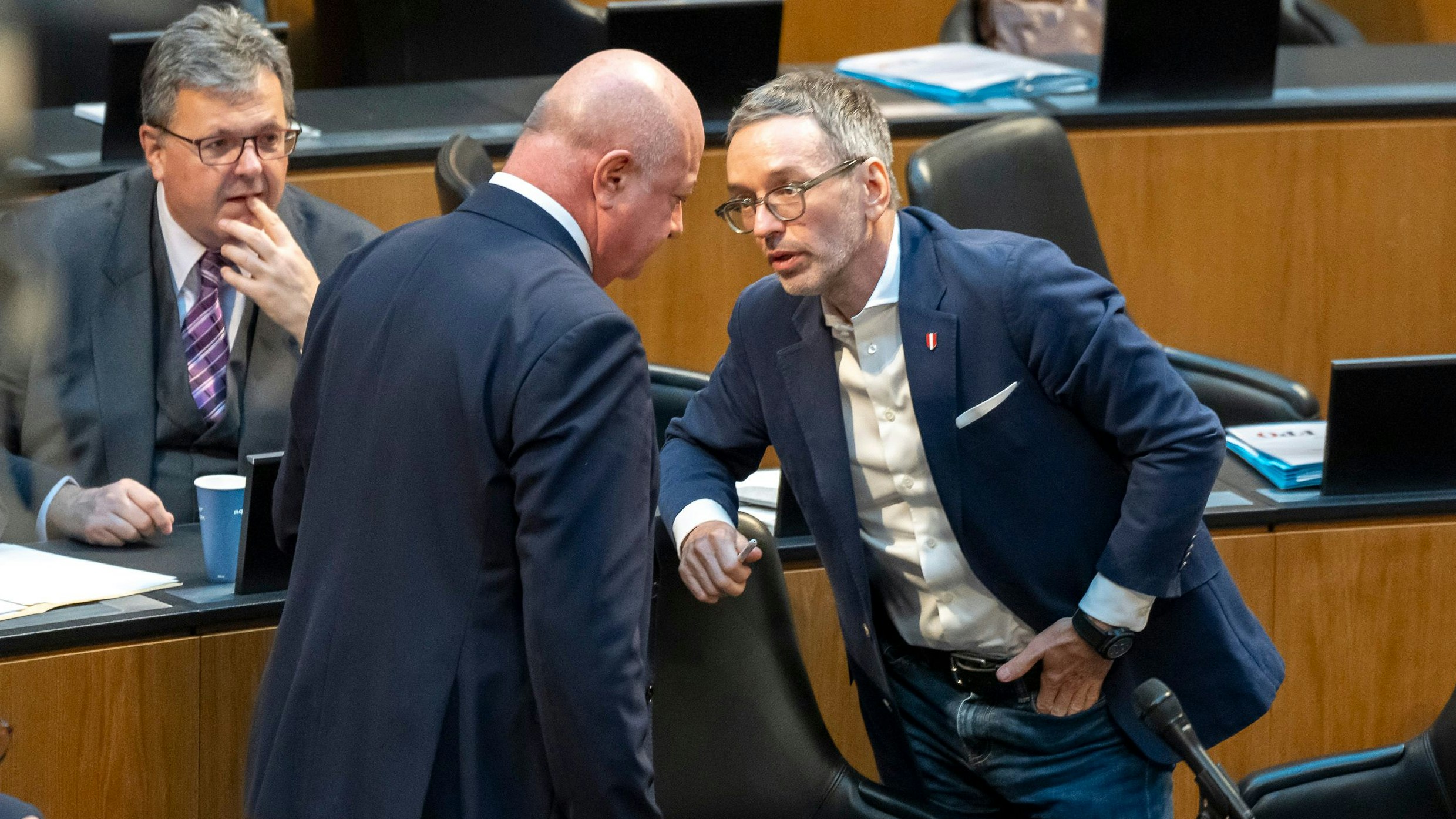 christian stocker, herbert kickl, erste nationalratssitzung im jahr 2025, parlament, nationalrat, plenum, abgeordnete, 20250122 foto: helmut graf/tageszeitung heute