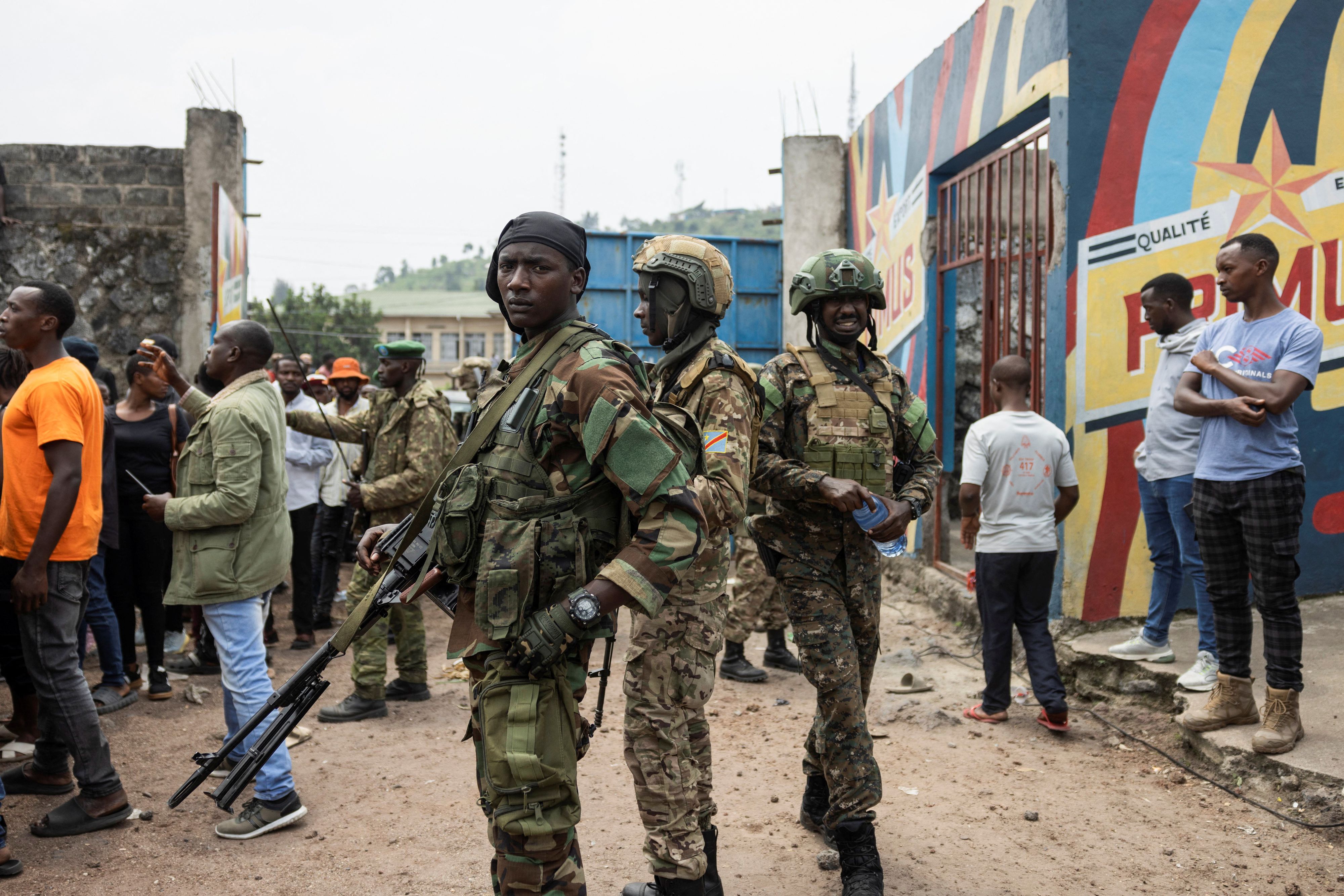 Ende Jänner eskalierten die Kämpfe in Goma, als die M23-Rebellen mit Unterstützung Ruandas die Stadt angriffen, was zu Tausenden Toten, Vergewaltigungen und massiven Fluchtbewegungen führte.