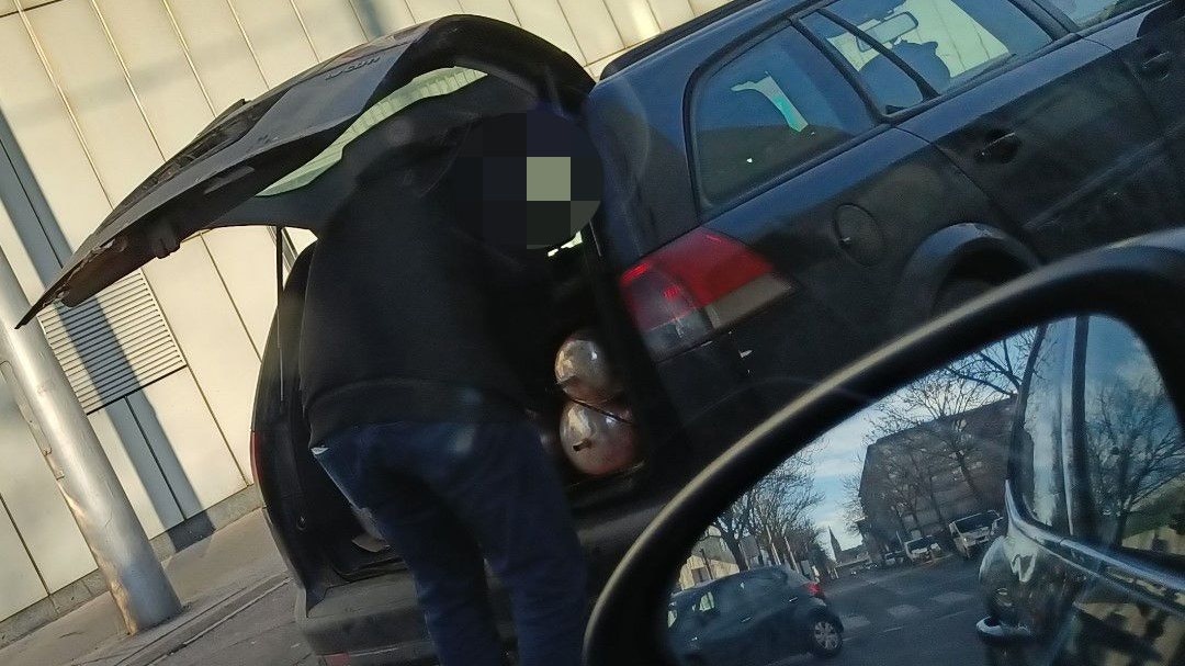 Bereits Ende Dezember sah ein Leser mysteriöse Fleischlieferungen in Ottakring.