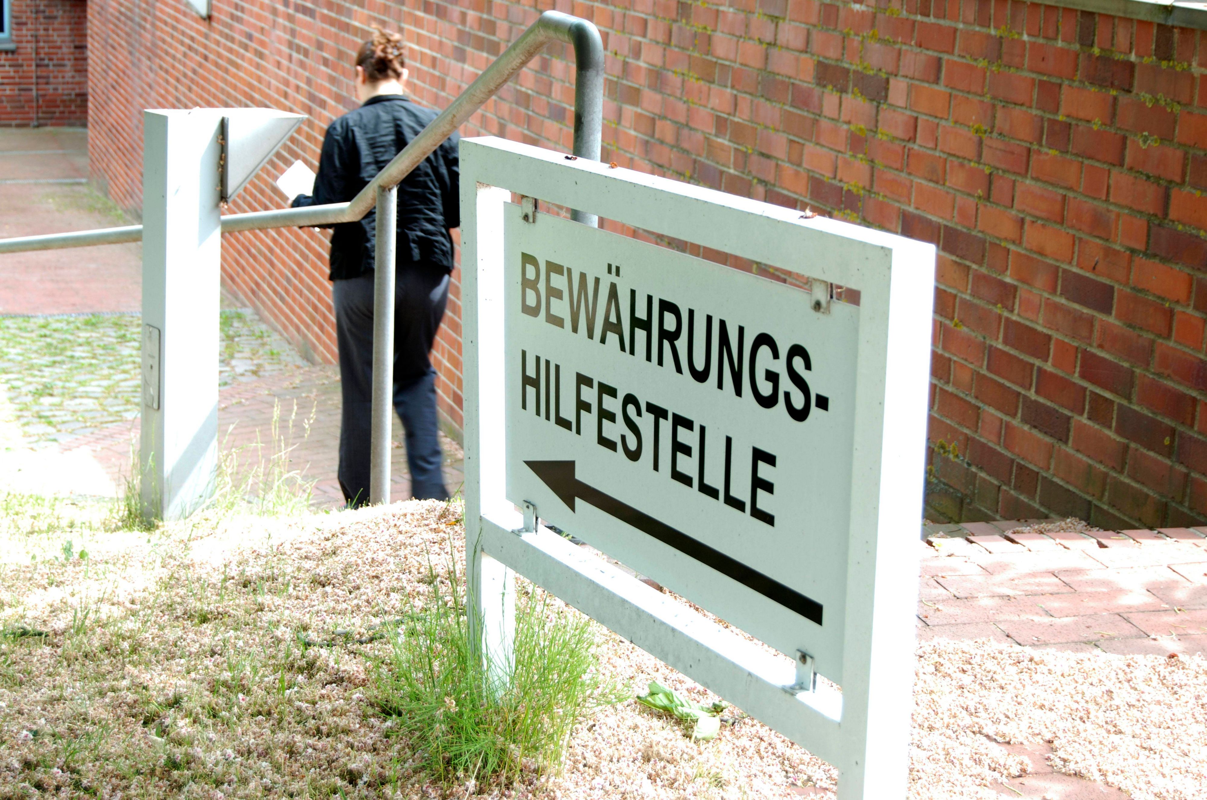 Das Instrument der Bewährungshilfe findet hierzulande immer mehr Anklang bei der Richterschaft. (Symbolbild)