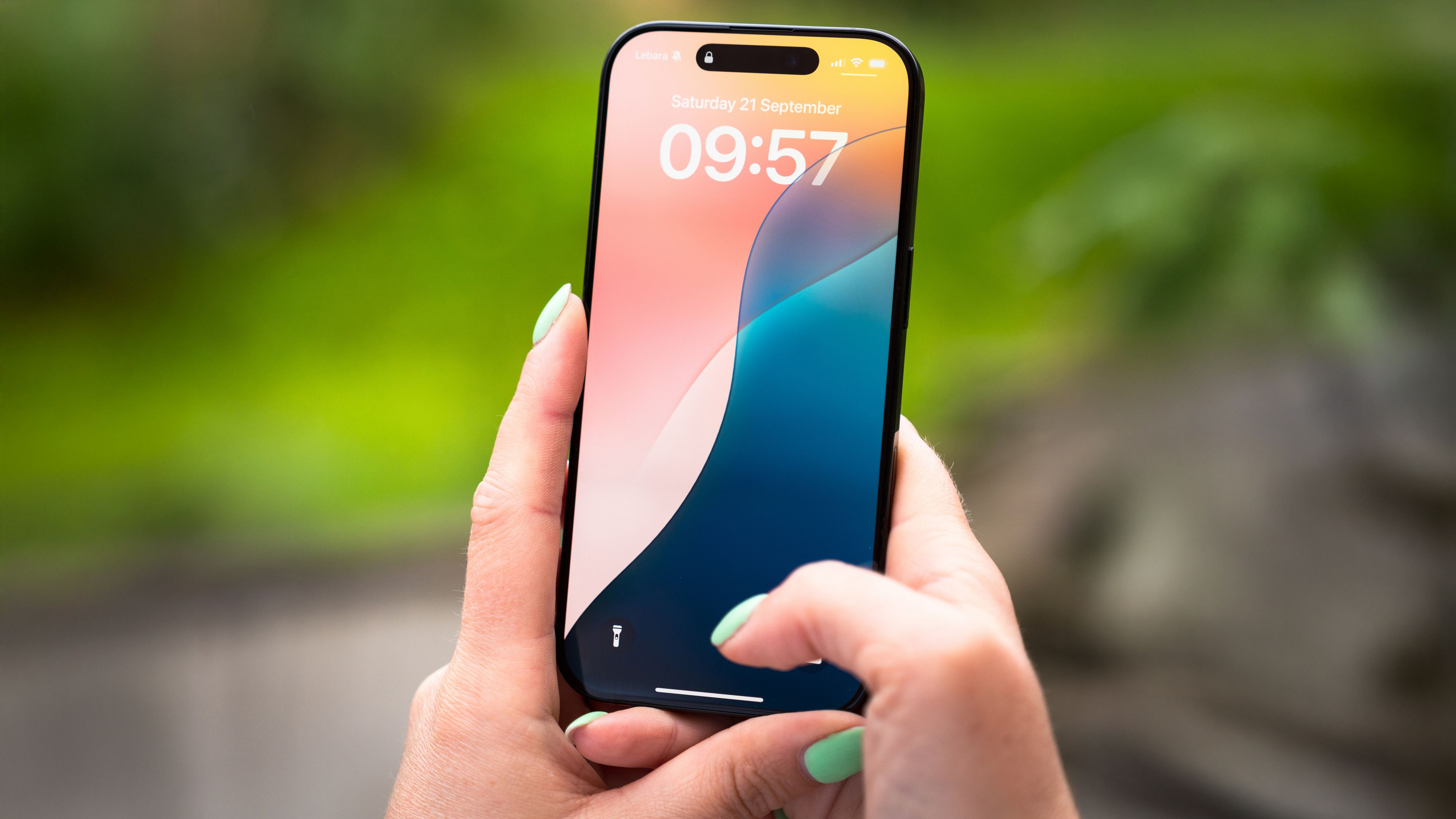 Offenbar will Apple das neue iPhone SE 4 schnellstmöglich vorstellen.