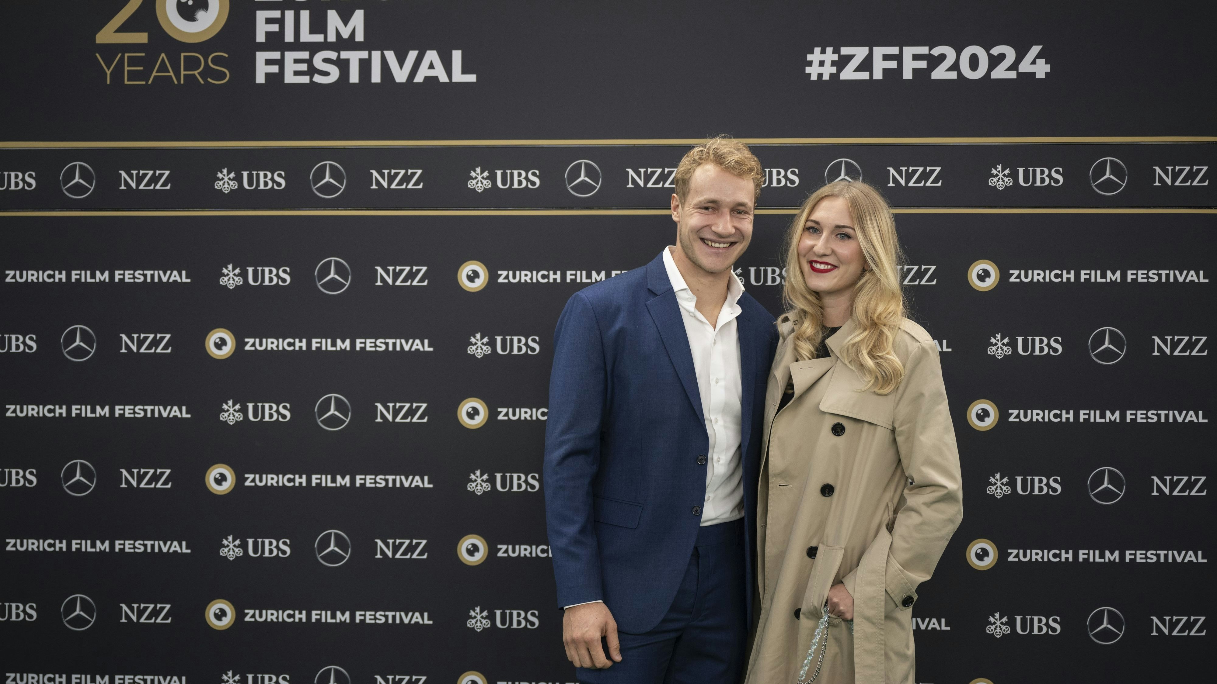 Download von www.picturedesk.com am 07.02.2025 (16:15).  Swiss ski racer Marco Odermatt and Stella Parpan pose on the Green Carpet before the screening of the movie "Aiming High - A Race Against the Limits" at the 20th Zurich Film Festival (ZFF), in Zurich, Switzerland, Friday, October 4, 2024. The 20th ZFF runs from 03 to 13 October 2024. .(KEYSTONE/Ennio Leanza) - 20241004_PD5551 - Rechteinfo: Rights Managed (RM)