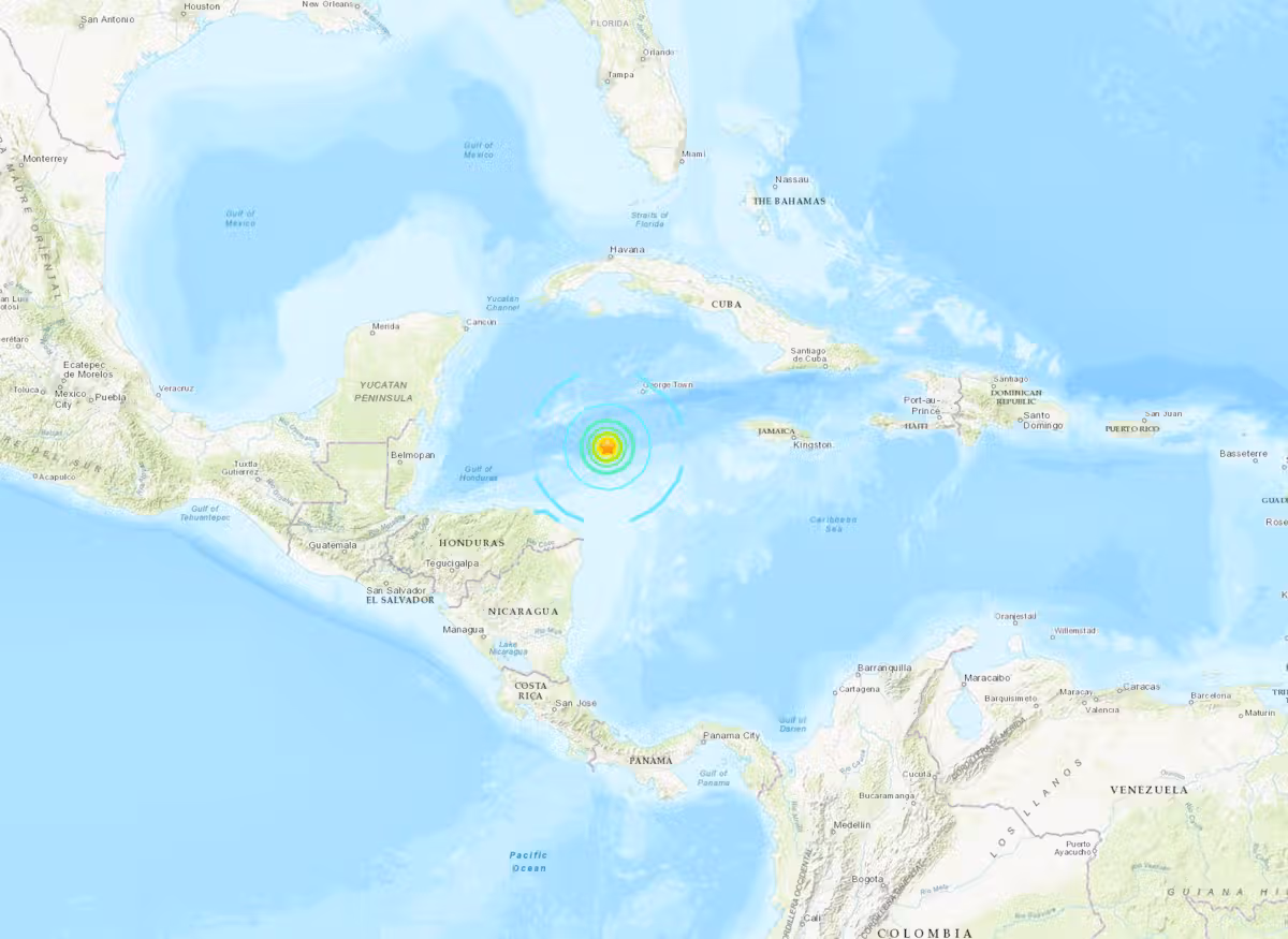Ein Erdbeben der Stärke 7,6 hat die Karibik südlich der Kaimaninseln erschüttert.