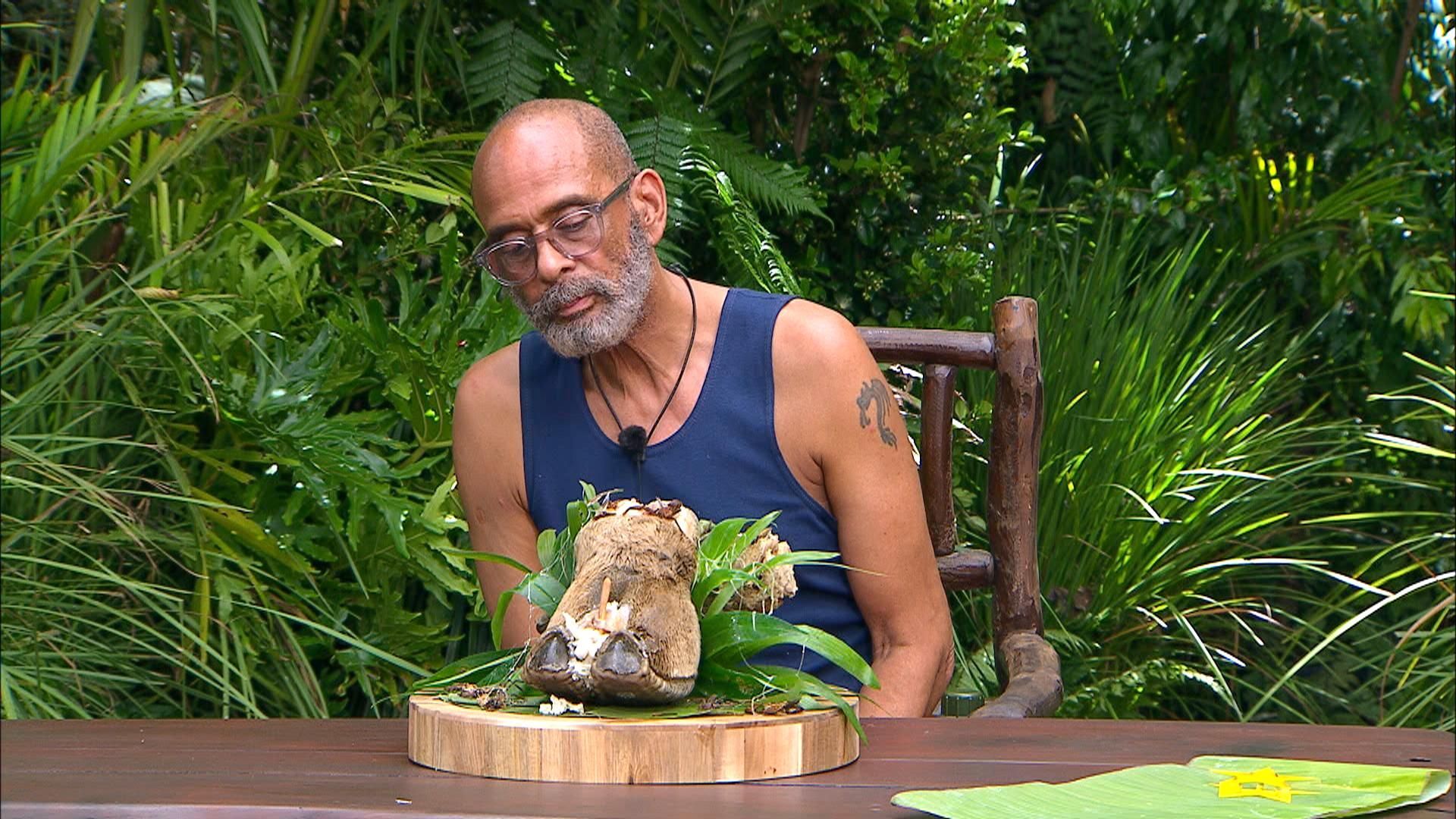 Pierre Sanoussi-Bliss tritt zu seiner finalen Prüfung an: Dschungelprüfung 