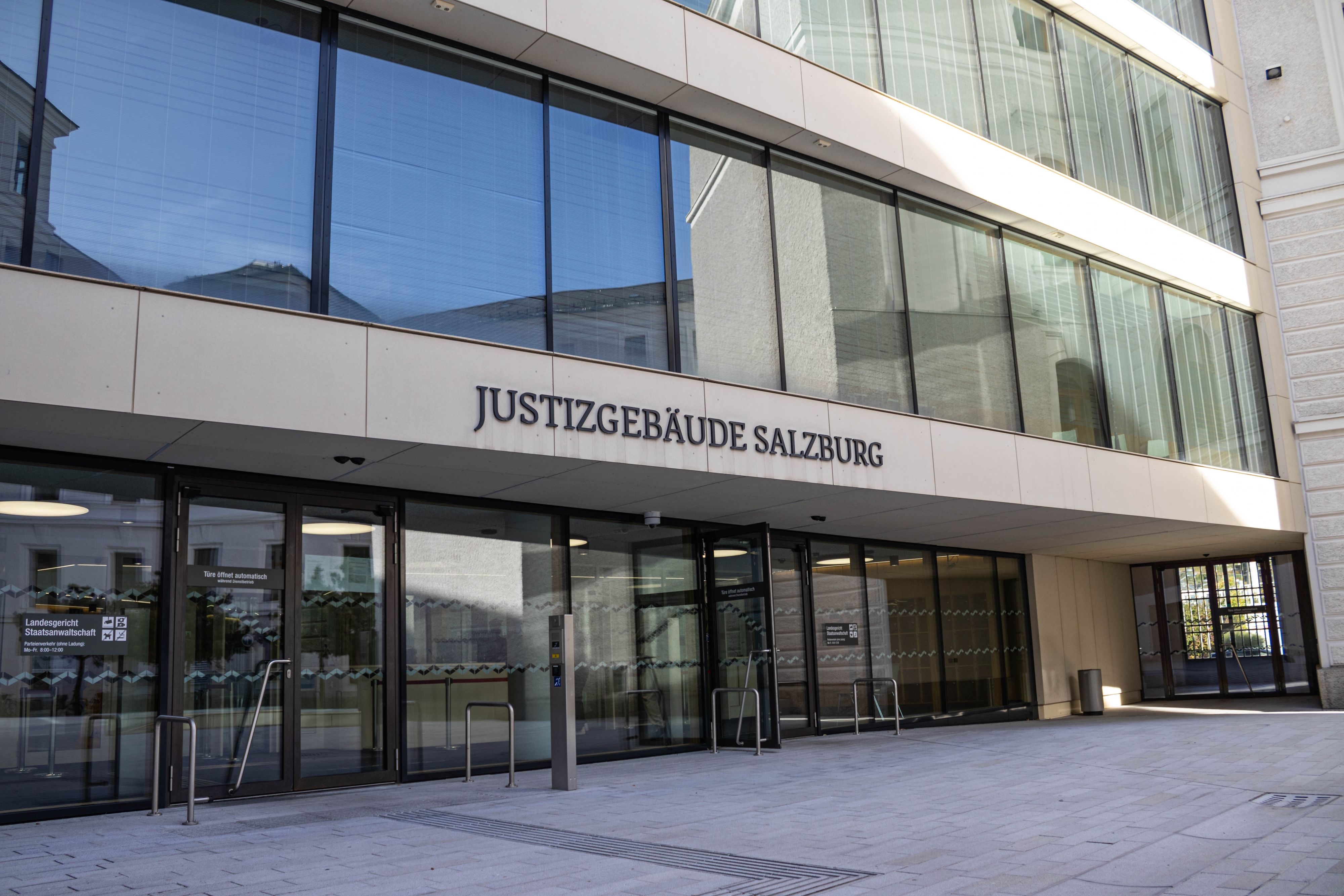 Der 40-Jährige muss sich am Salzburger Landesgericht verantworten.