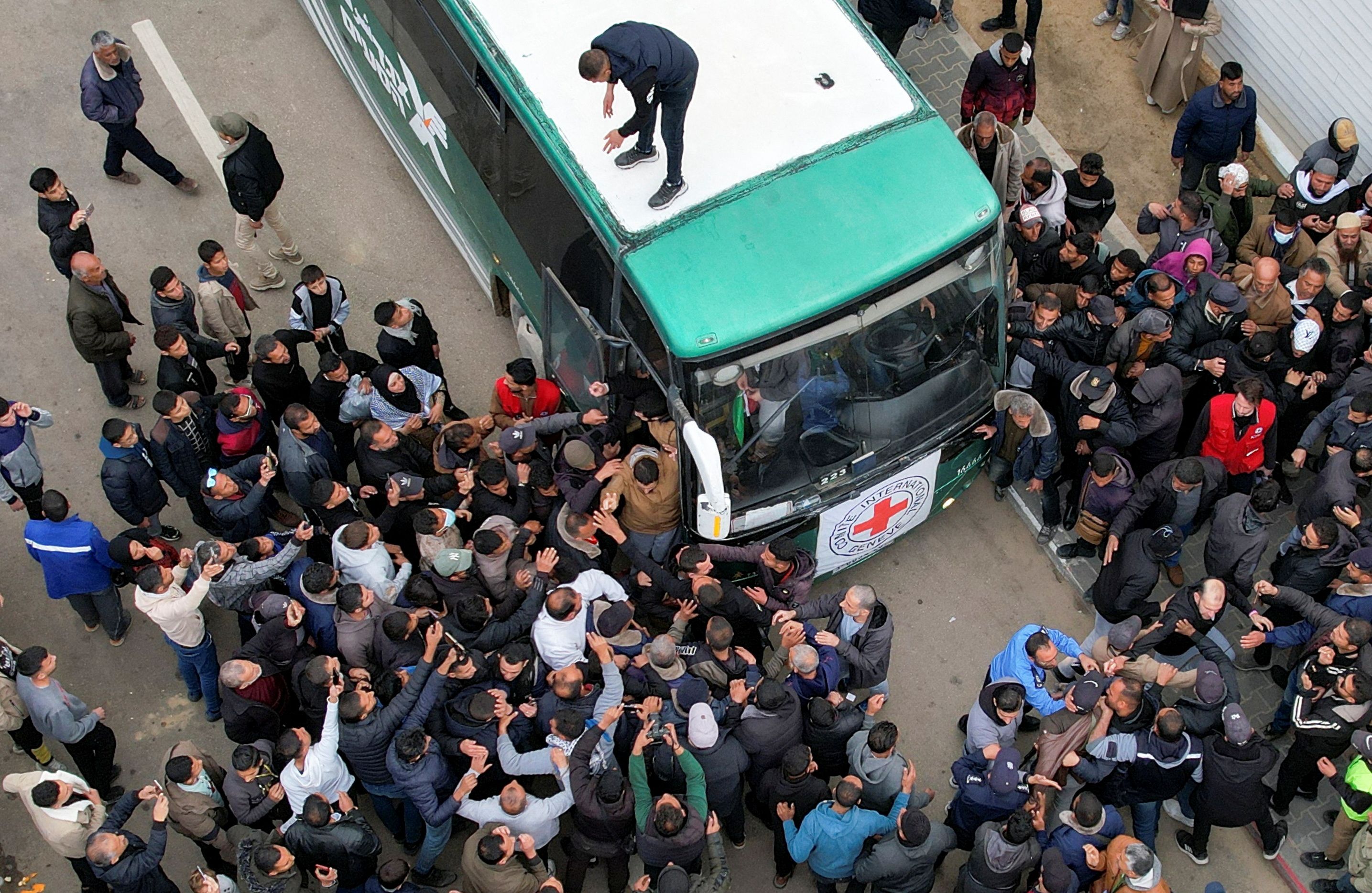 Die Terrorgruppe Hamas will die Geiselfreilassung verschieben.