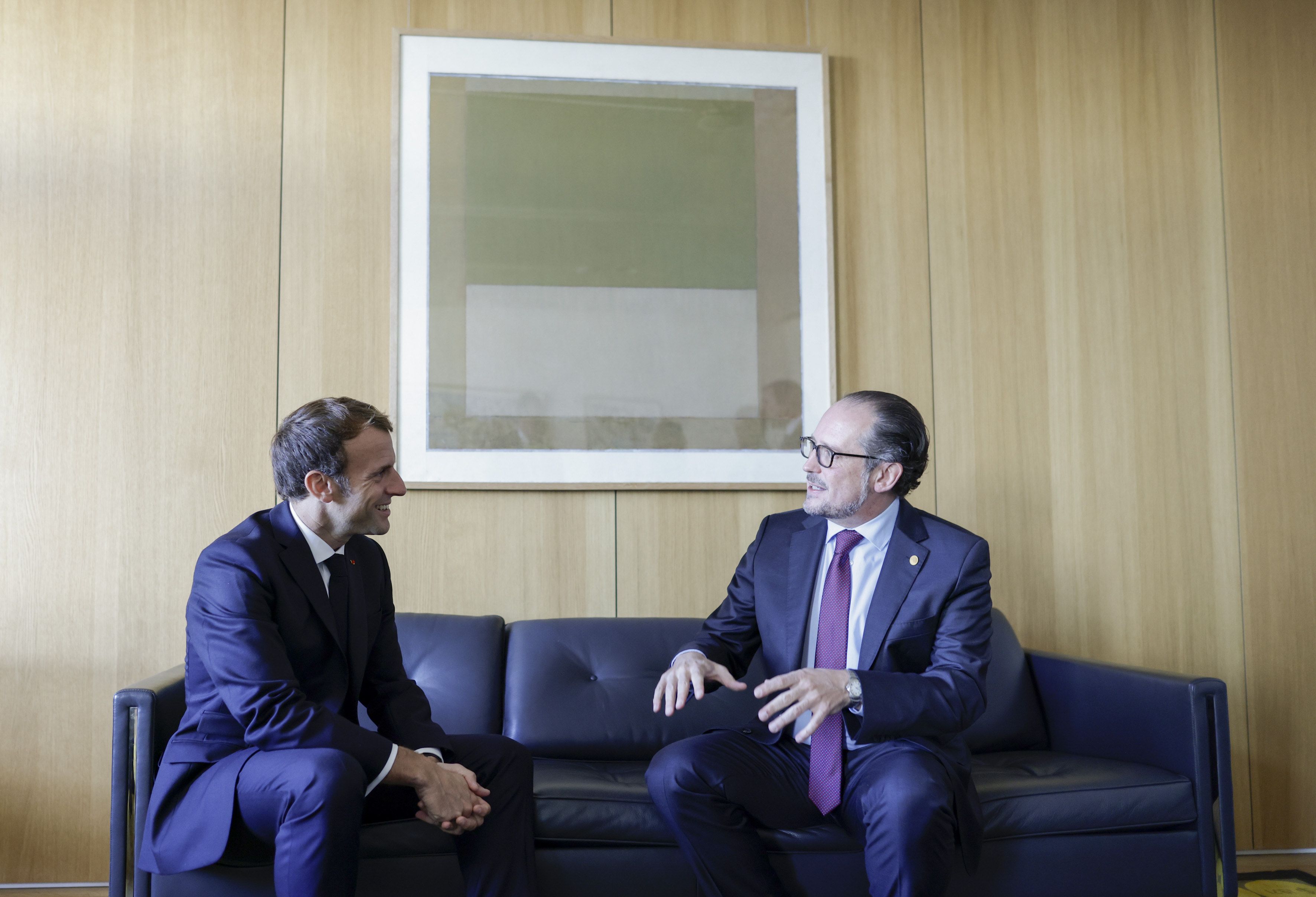 Interimskanzler Alexander Schallenberg trifft Frankreichs Emmanuel Macron. (Foto eines vergangenen Gesprächs 2021).