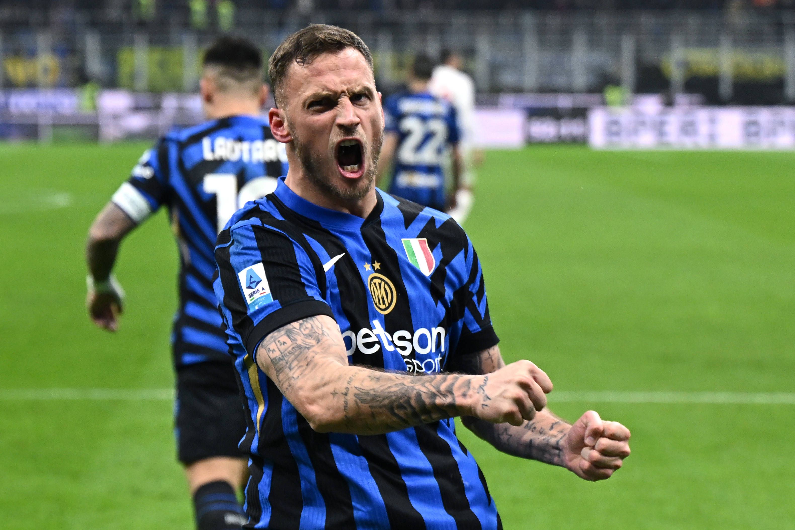 Marko Arnautovic bejubelt sein erstes Serie-A-Saisontor.