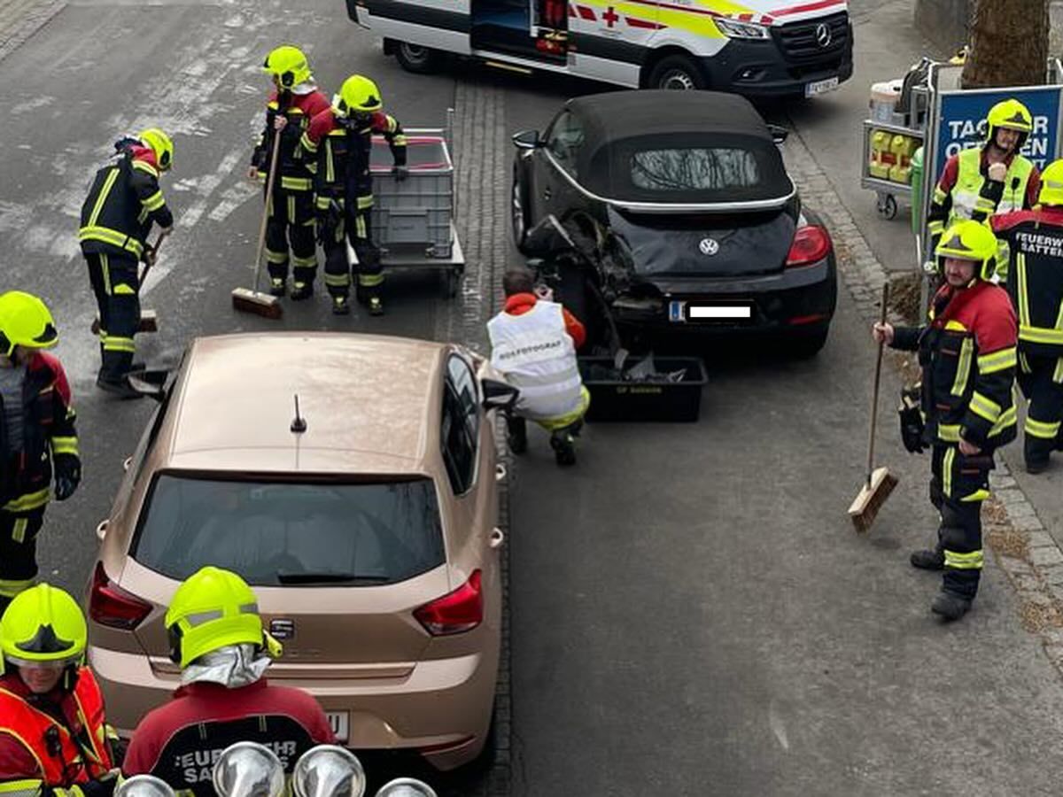 Verletzt wurde niemand, aber die Autos erlitten einen erheblichen Schaden.
