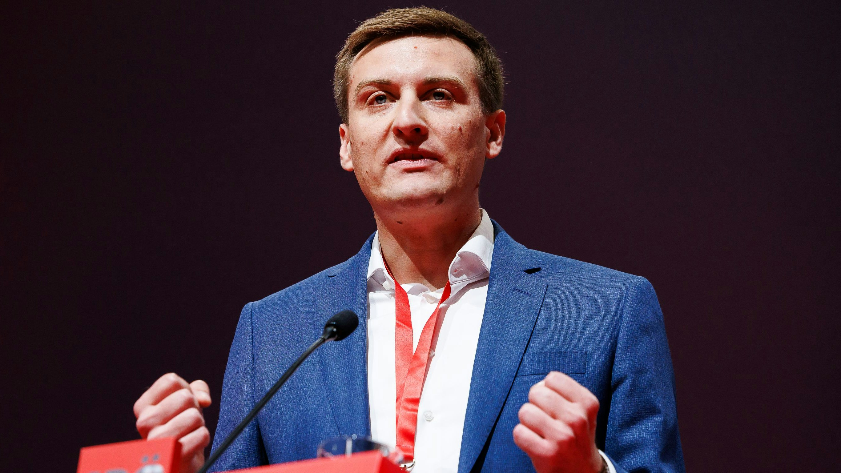 SPÖ-Landesvorsitzender Seven Hergovich fordert ein Eingreifen bei Energiepreisen.