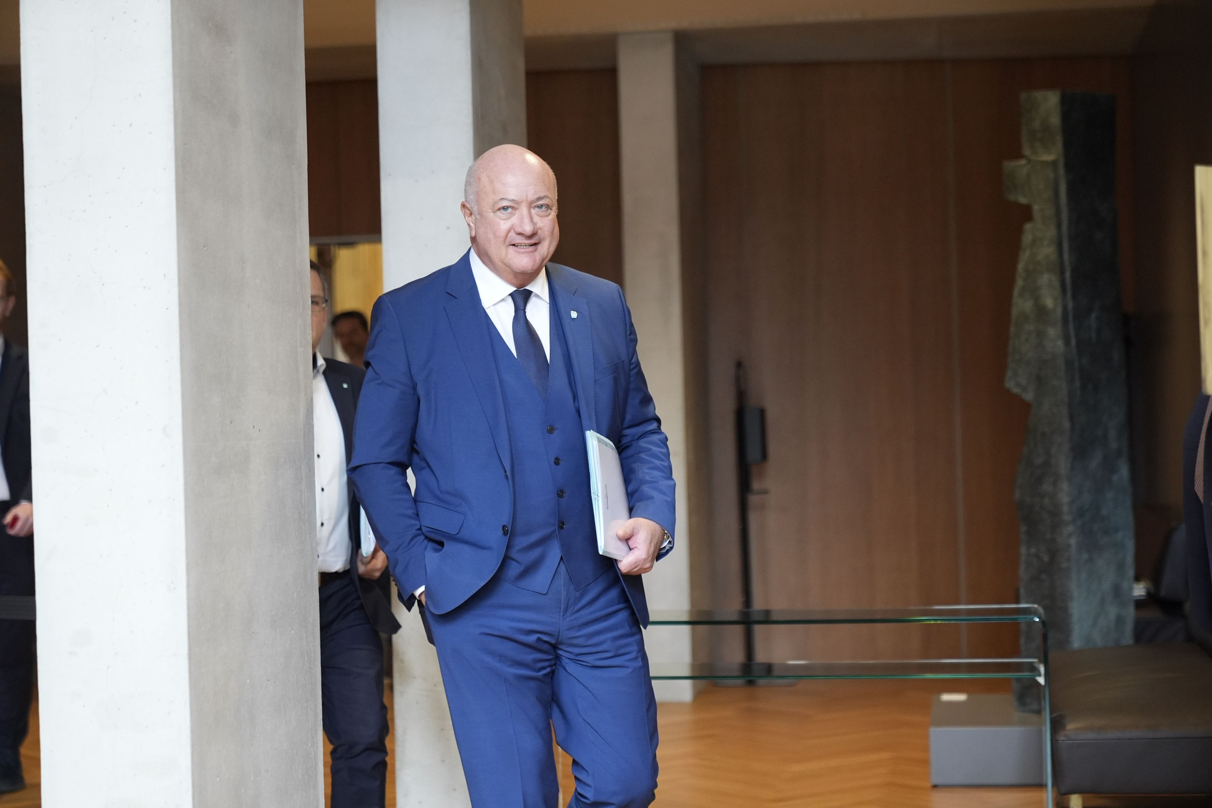 Bundeskanzler Christian Stocker (ÖVP) reist nun durch den Balkan.