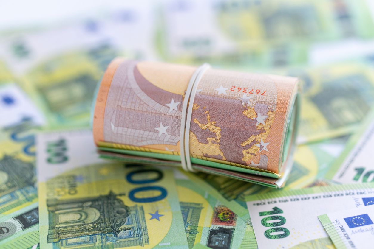 Ein aktuelles Ranking zeigt: Österreicher wird immer korrupter (Symbolbild).