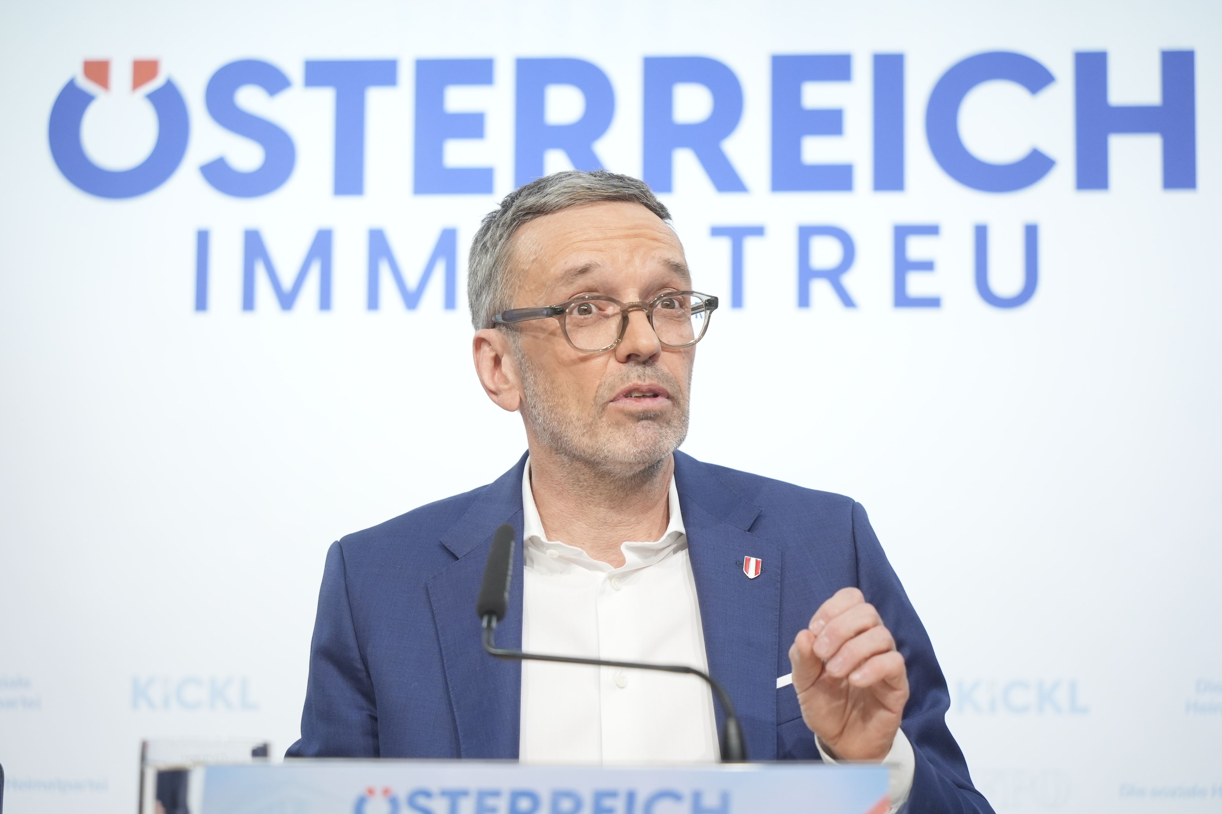 FPÖ-Chef Herbert Kickl fordert erneut Verschärfungen bei der Staatsbürgerschaft.