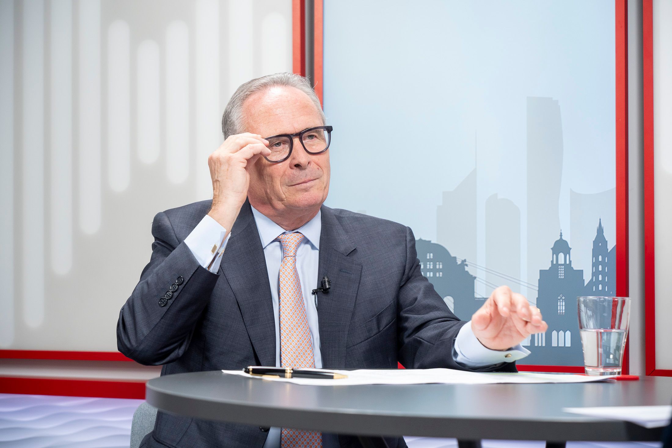 ÖVP-Wien-Chef Karl Mahrer im Interview – jetzt droht ihm eine Anklage wegen Untreue.