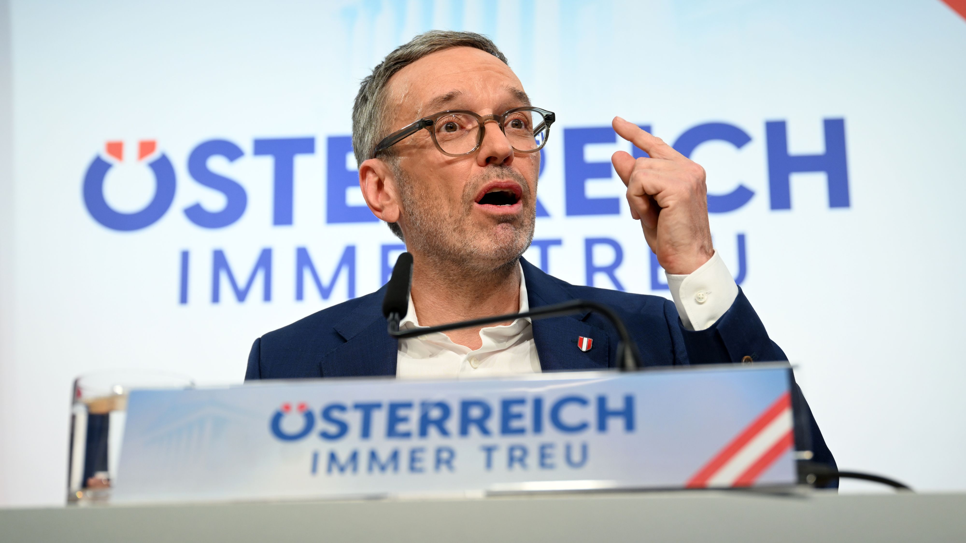 FPÖ-Chef Herbert Kickl hat bezüglich des Anschlags von München scharfe Worte an die deutsche Politik gerichtet.