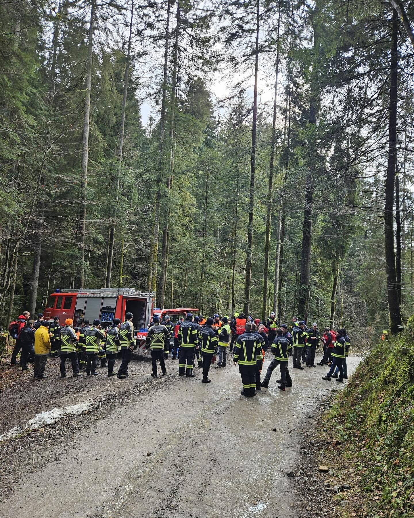 Mehrere Feuerwehren beteiligten sich an der großen Suchaktion nach der Vermissten.