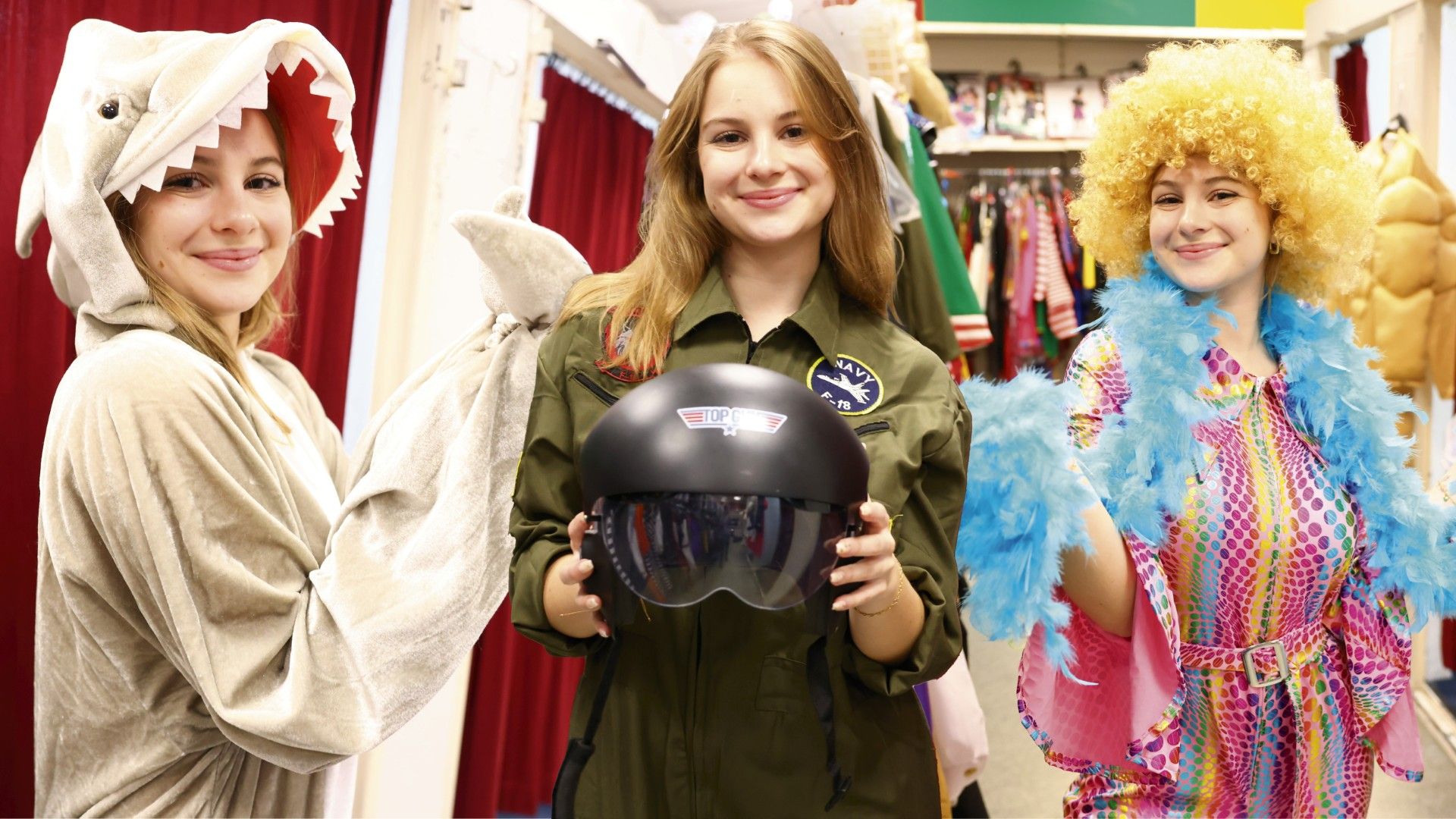 Tierkostüme, Pilotenuniformen und 90er-Jahre Outfits sind heuer beim Kostümverleih 