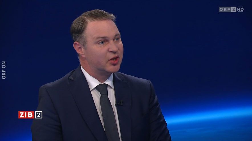 SPÖ-Chef Andreas Babler bei Marie-Claire Zimmermann in der ZIB2 am 13. Februar 2025.