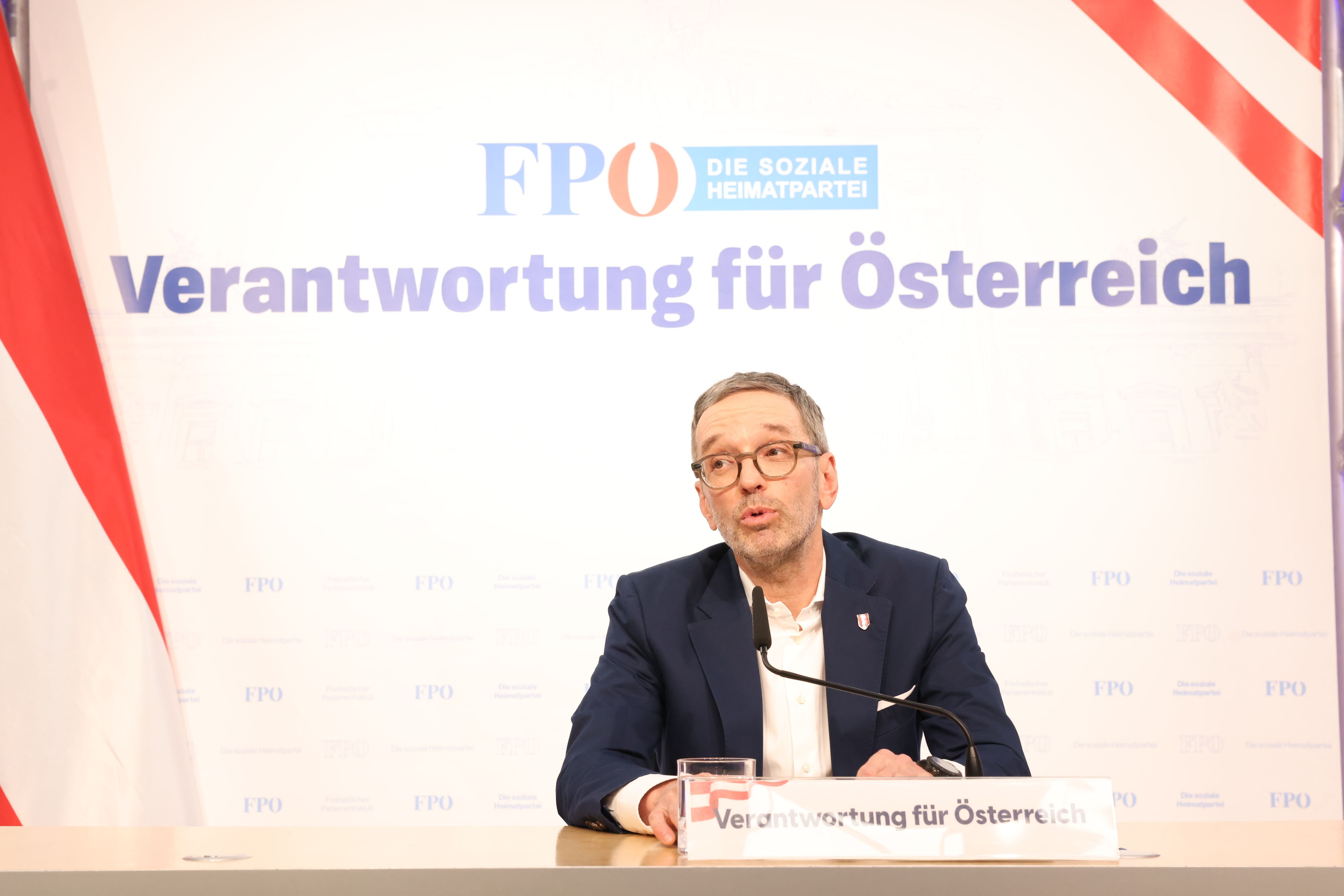 FPÖ-Chef Herbert Kickl schießt erneut gegen die Volkspartei.